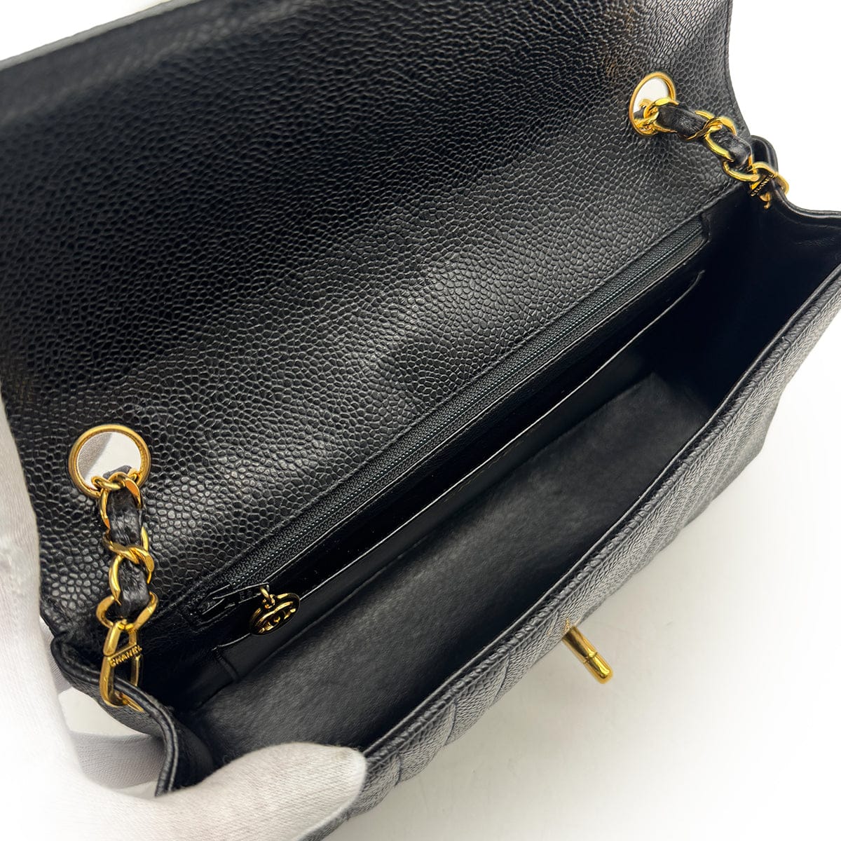 Luxury Promise Japan VINTAGE CHANEL MADEMOISELLE CHAIN SHOULDER BAG BLACK CAVIAR SKIN GOLD HAEDWARE 90315868