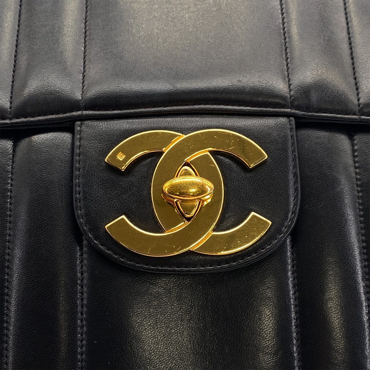 Luxury Promise Japan VINTAGE CHANEL MADEMOISELLE CHAIN SHOULDER BAG BLACK LAMB SKIN GOLD HARDWARE 90317769