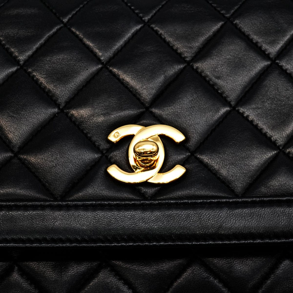 Luxury Promise Japan VINTAGE CHANEL MATELASSE CHAIN SHOULDER BAG BLACK LAMB SKIN GOLD HARDWARE 90344379