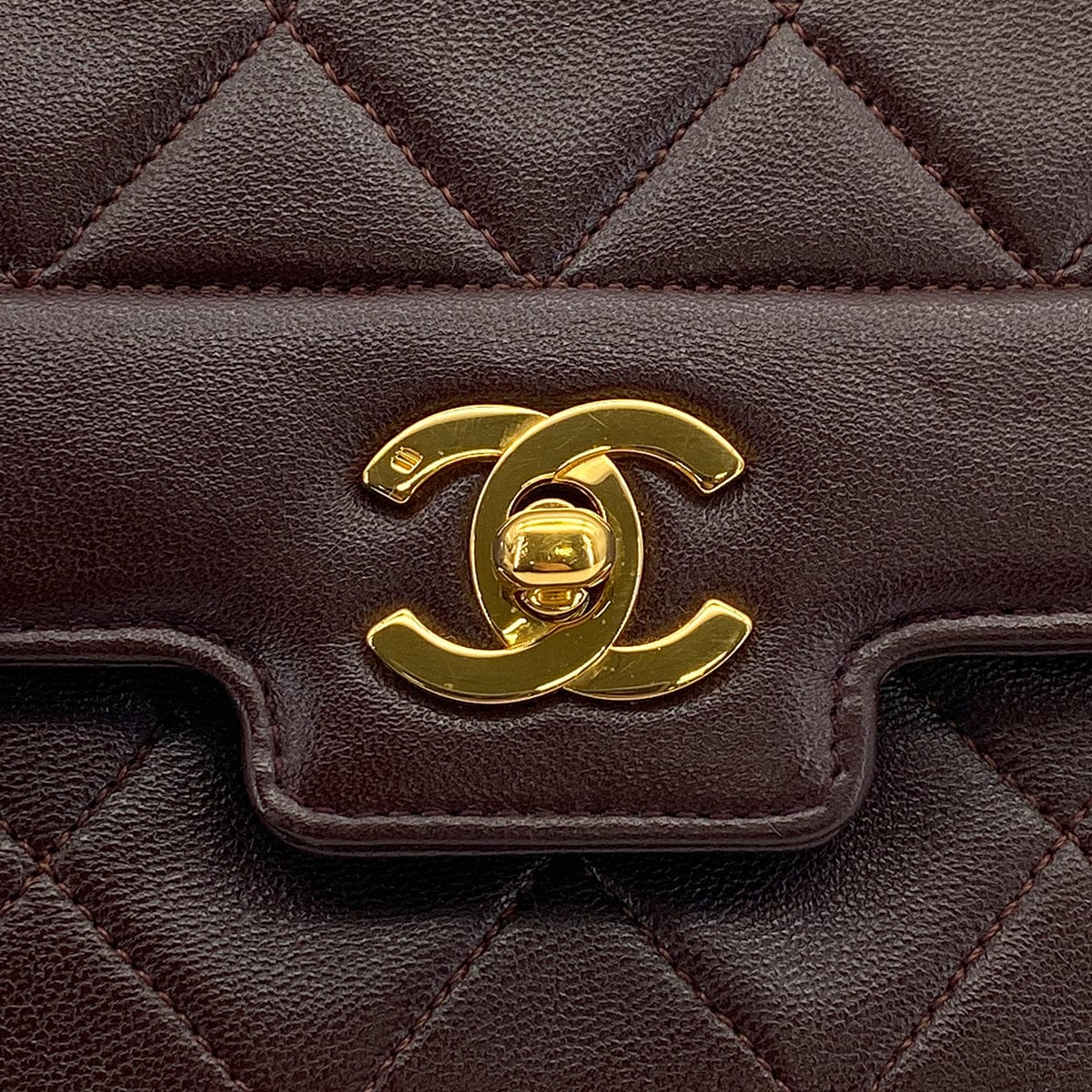 Luxury Promise Japan VINTAGE CHANEL MATELASSE CHAIN SHOULDER BAG BROWN LAMB SKIN GOLD HARDWARE 90310836