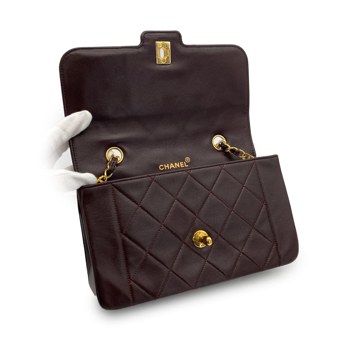 Luxury Promise Japan VINTAGE CHANEL MATELASSE CHAIN SHOULDER BAG BROWN LAMB SKIN GOLD HARDWARE 90310836