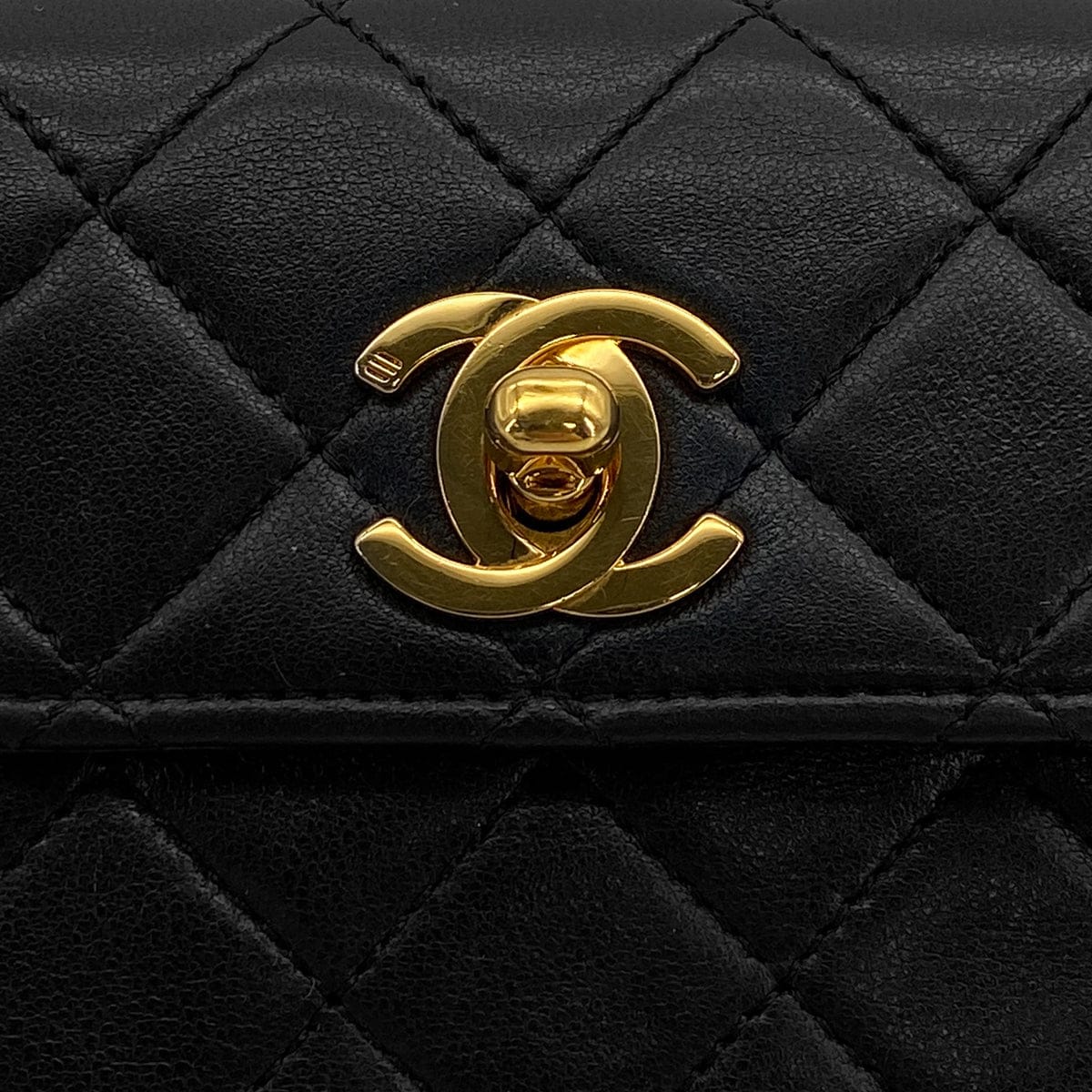 Luxury Promise Japan VINTAGE CHANEL MINI MATELASSE CHAIN SHOULDER BAG BLACK LAMB SKIN GOLD HARDWARE 90315020
