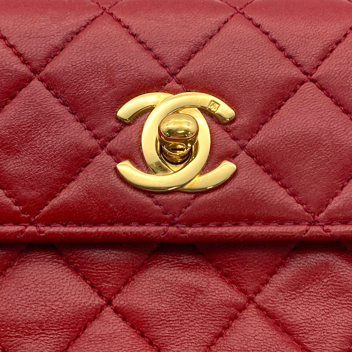 Luxury Promise Japan VINTAGE CHANEL MINI MATELASSE CHAIN SHOULDER BAG RED LAMB SKIN GOLD HARDWARE 90325272