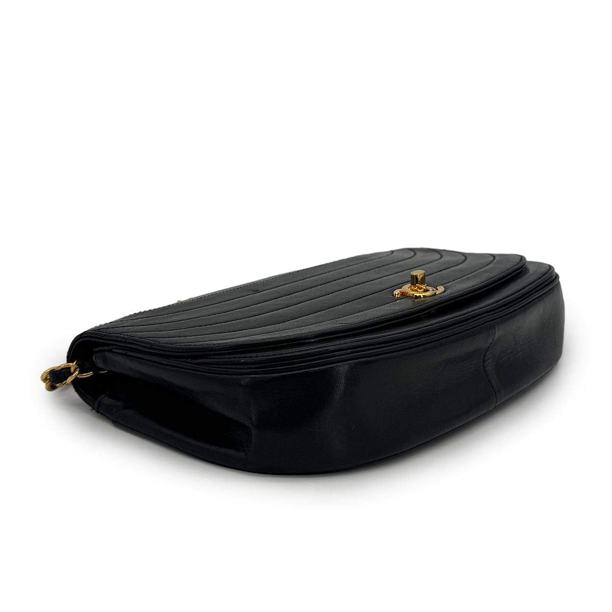 Luxury Promise Japan VINTAGE CHANEL WAVE STITCH CHAIN SHOULDER BAG BLACK LAMB SKIN GOLD HARDWARE 90324278