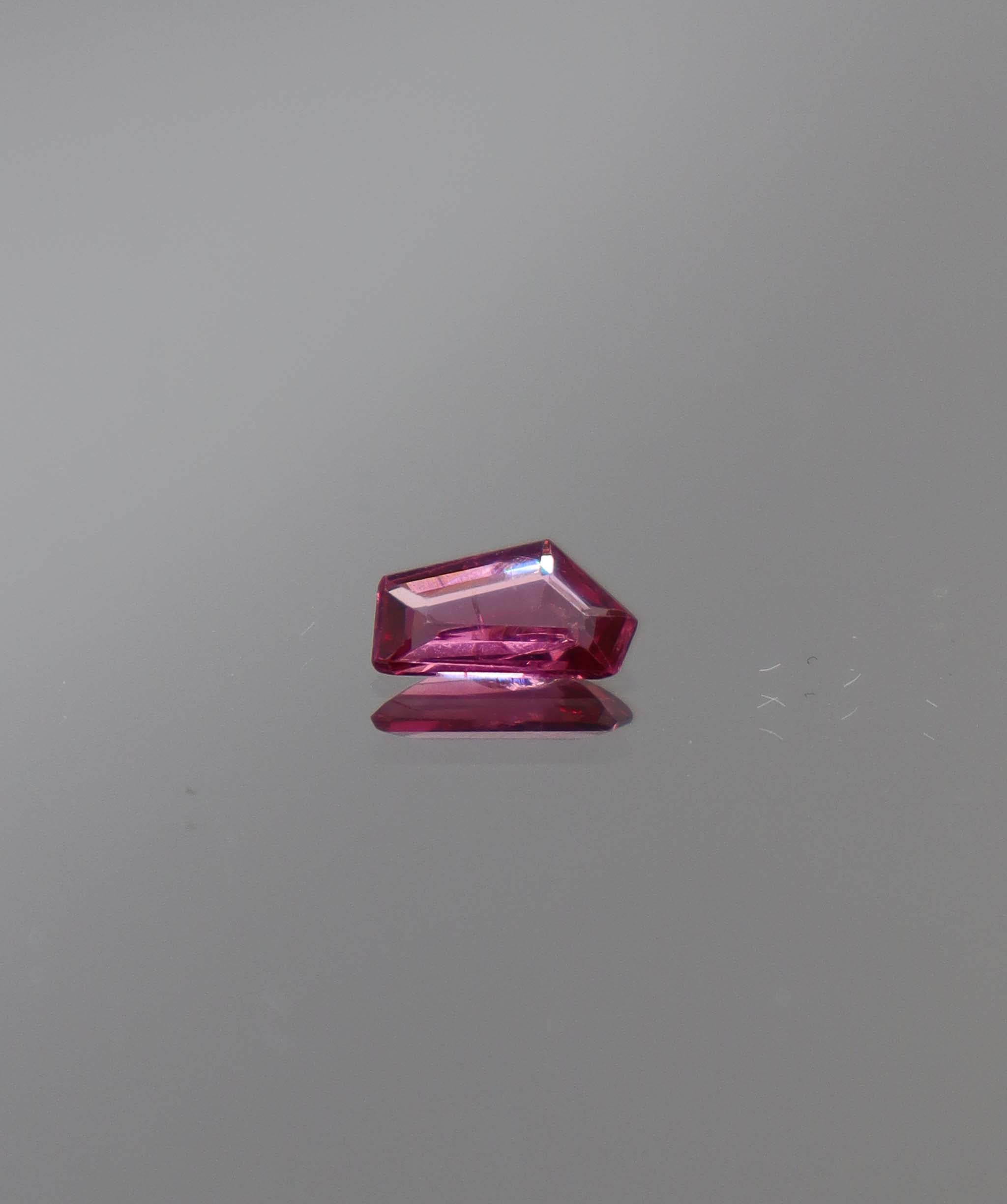 Luxury Promise 0.50ct Pink Spinel Custom cut DXBCD1377