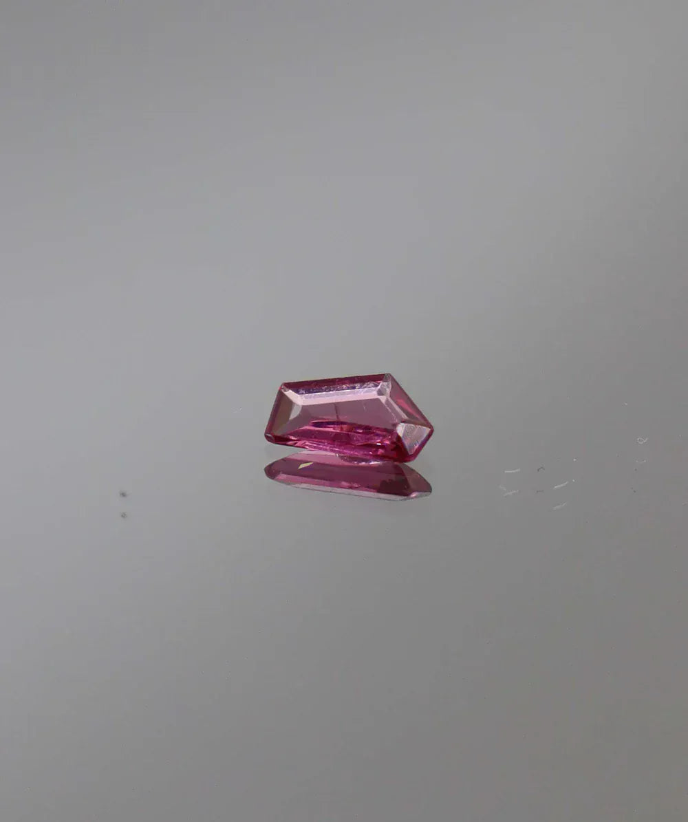 Luxury Promise 0.50ct Pink Spinel Custom cut DXBCS3028