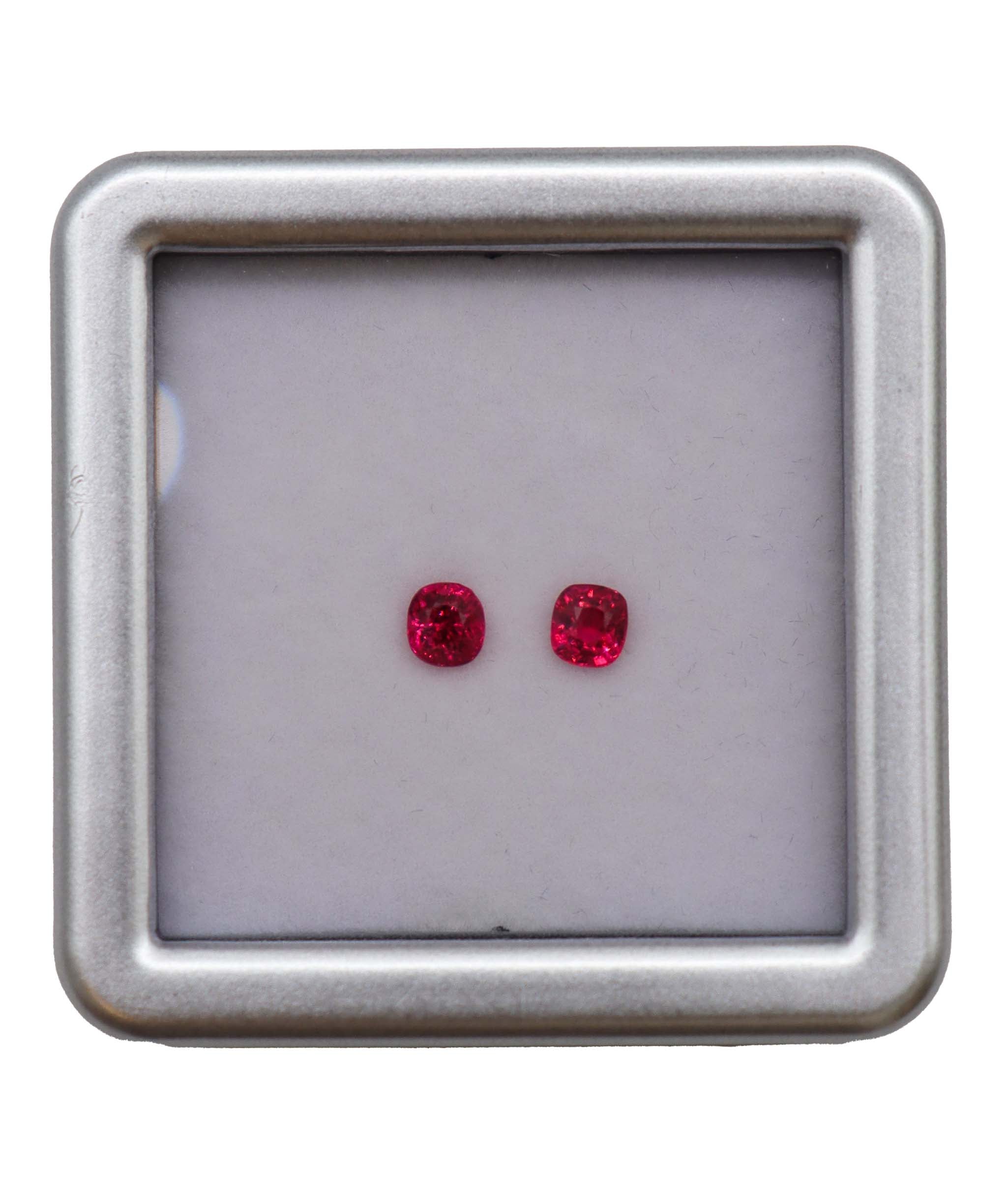 Luxury Promise 0.57ct Jedi Spinel PAIR DXBCD0727