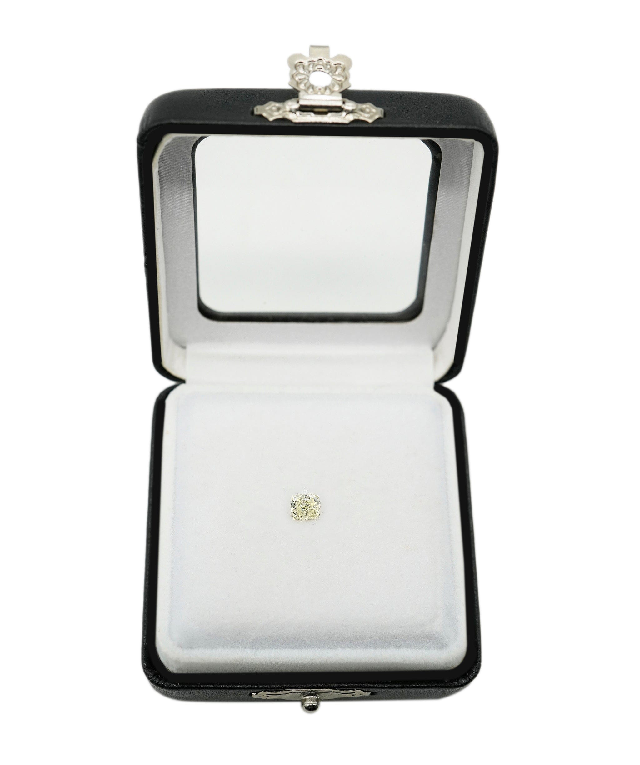 Luxury Promise 0.62ct LIGHT YELLOW CUSHION SHAPE DIAMOND ANLN37