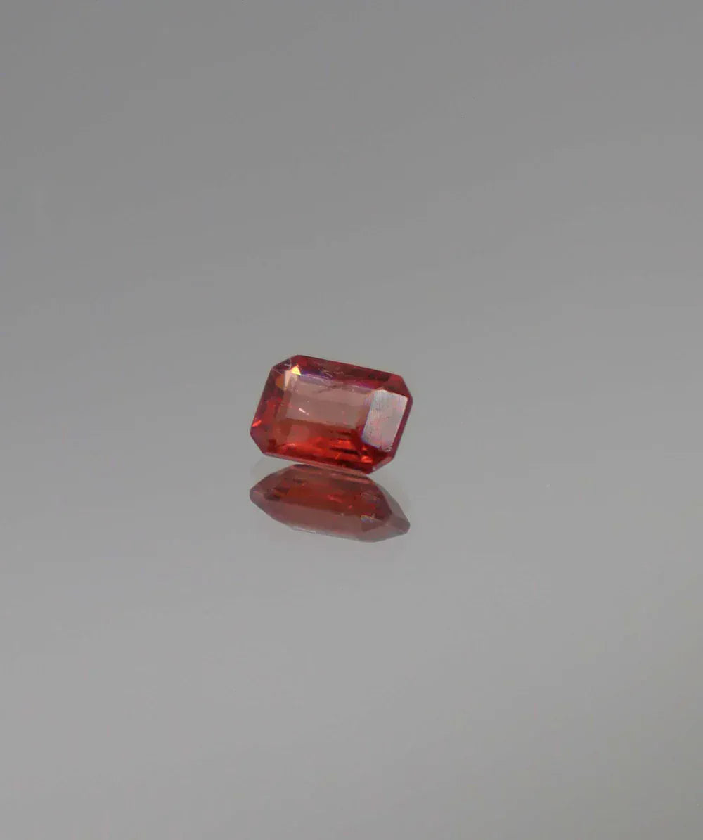 Luxury Promise 0.66ct Red OrangeSpinel Emerald DXBCS3143