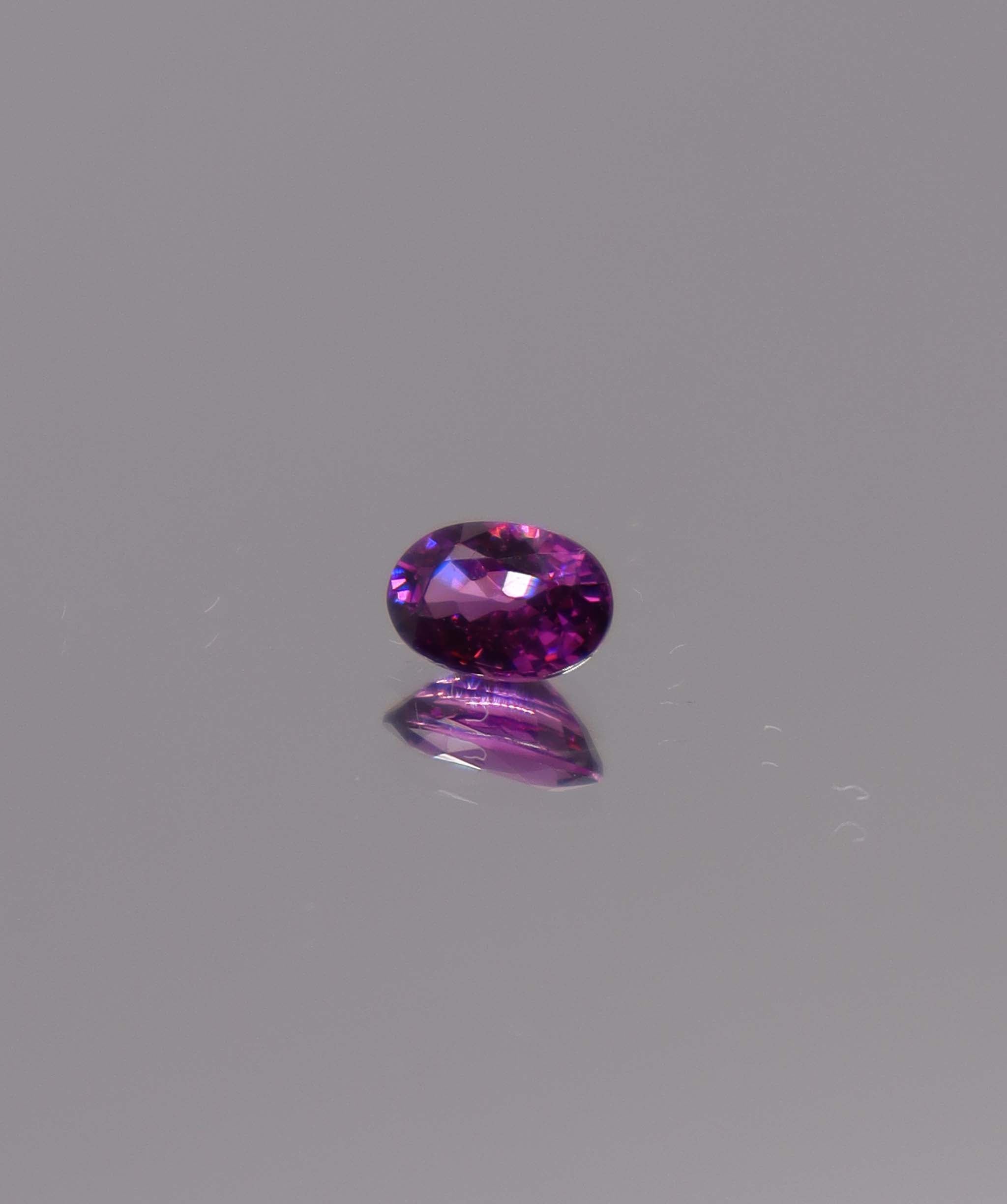 Luxury Promise 0.67ct Purple Rhodolite Garnet Oval DXBS6017