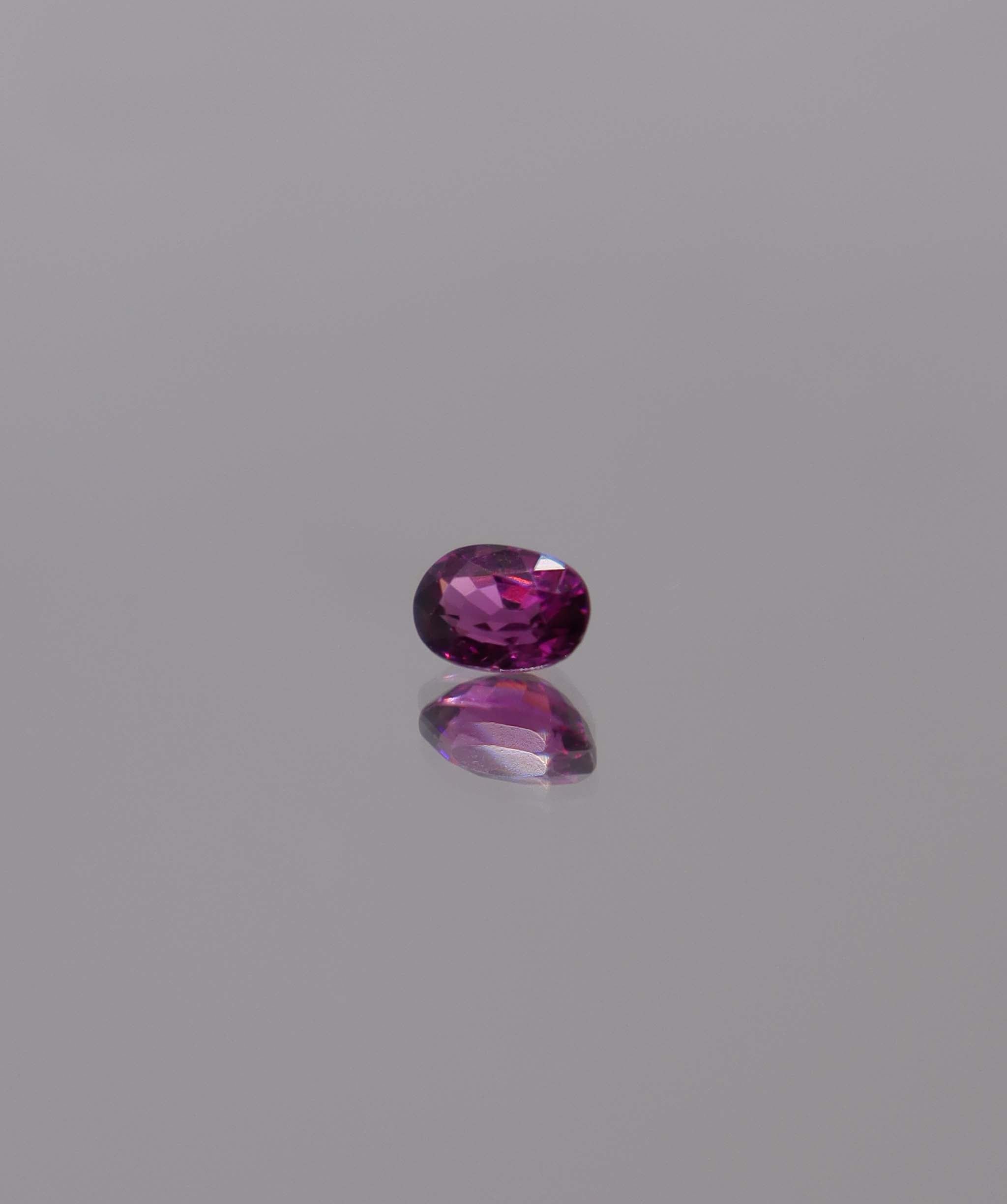 Luxury Promise 0.69ct Purple Rhodolite Garnet Oval DXBS5966
