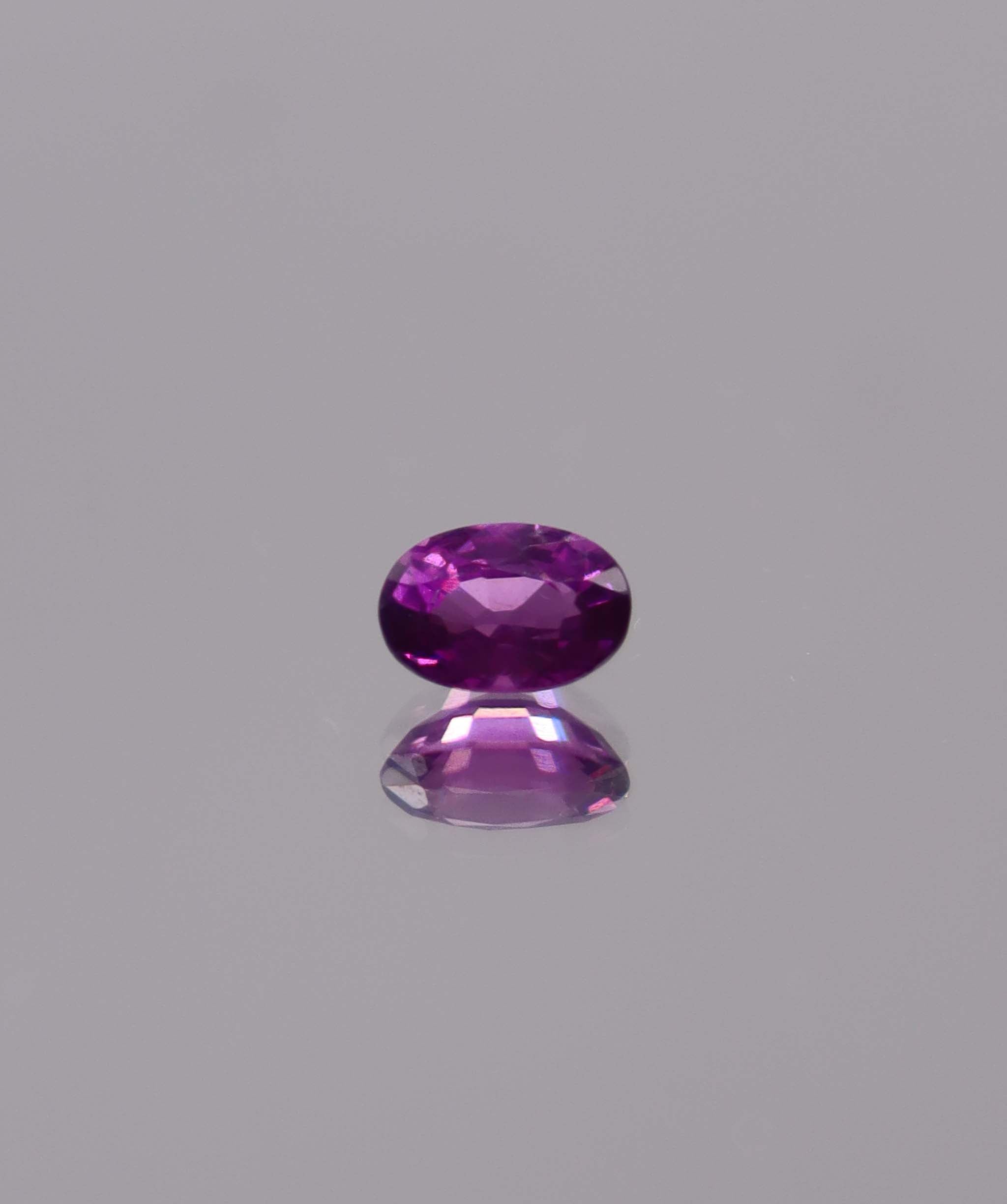 Luxury Promise 0.72ct Purple Rhodolite Garnet Oval DXBS6029
