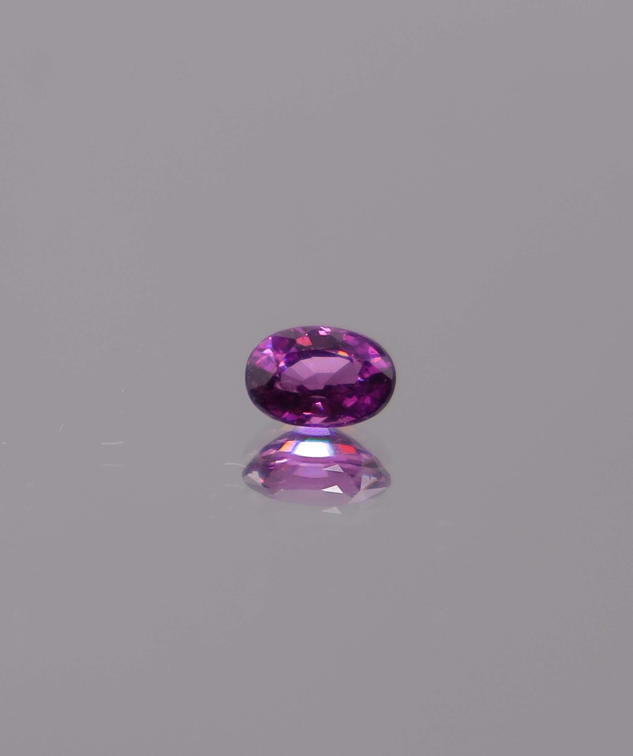 Luxury Promise 0.72ct Purple Rhodolite Garnet Oval DXBS6043