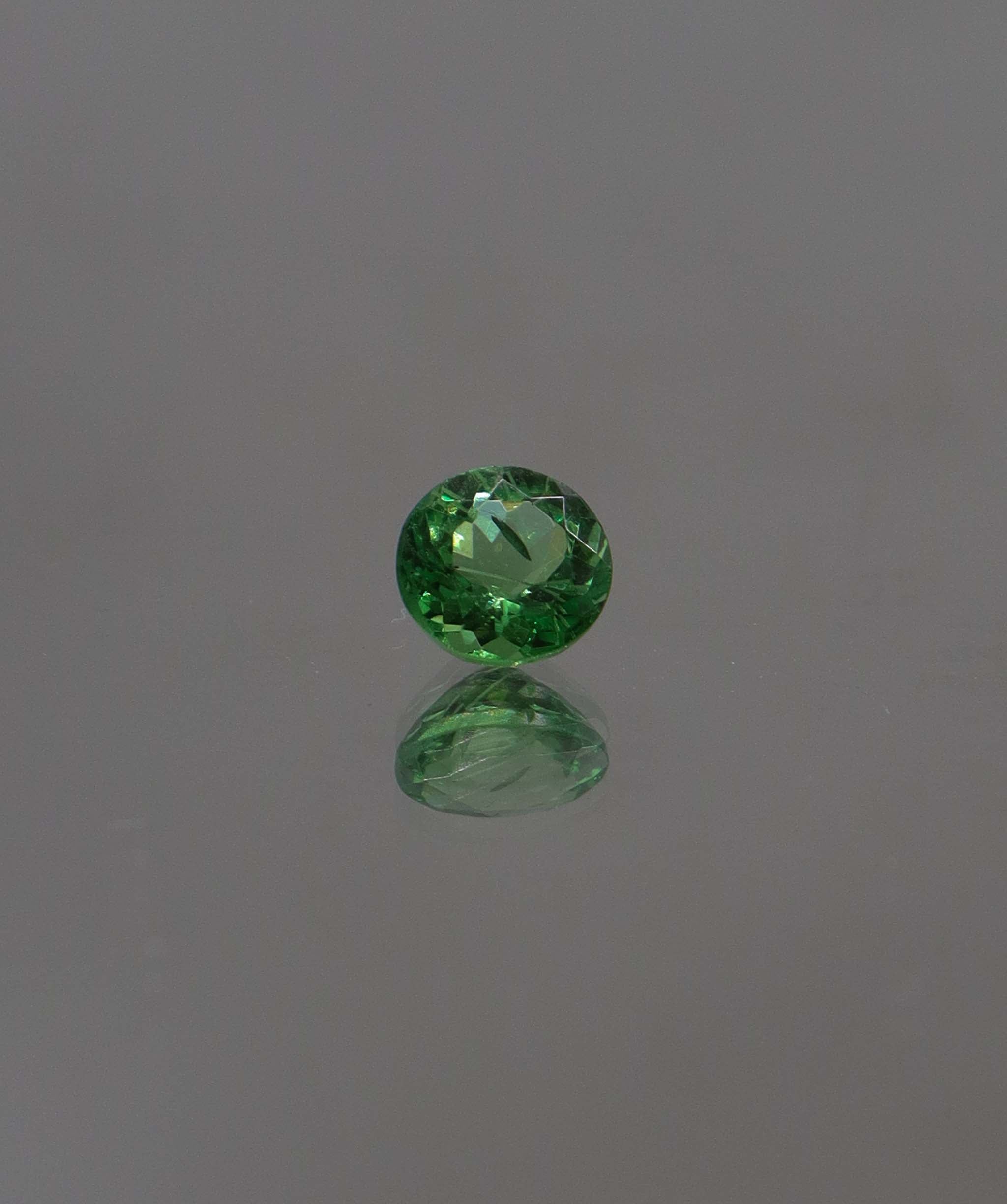 Luxury Promise 0.73ct Kijani Tsavorite DXBS5049