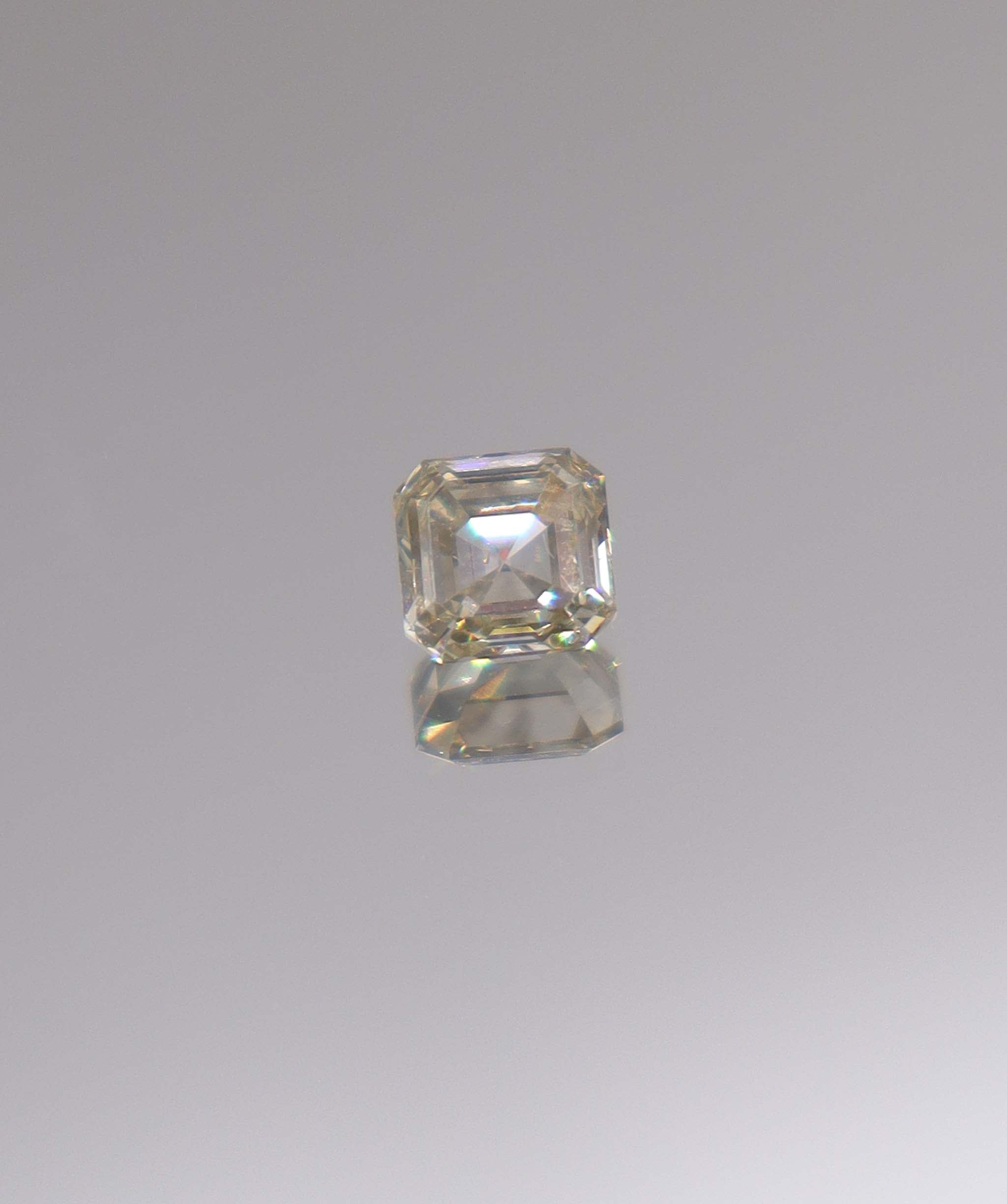 Luxury Promise 0.75CT LIGHT GREEN ASHER DIAMOND DXBN0489