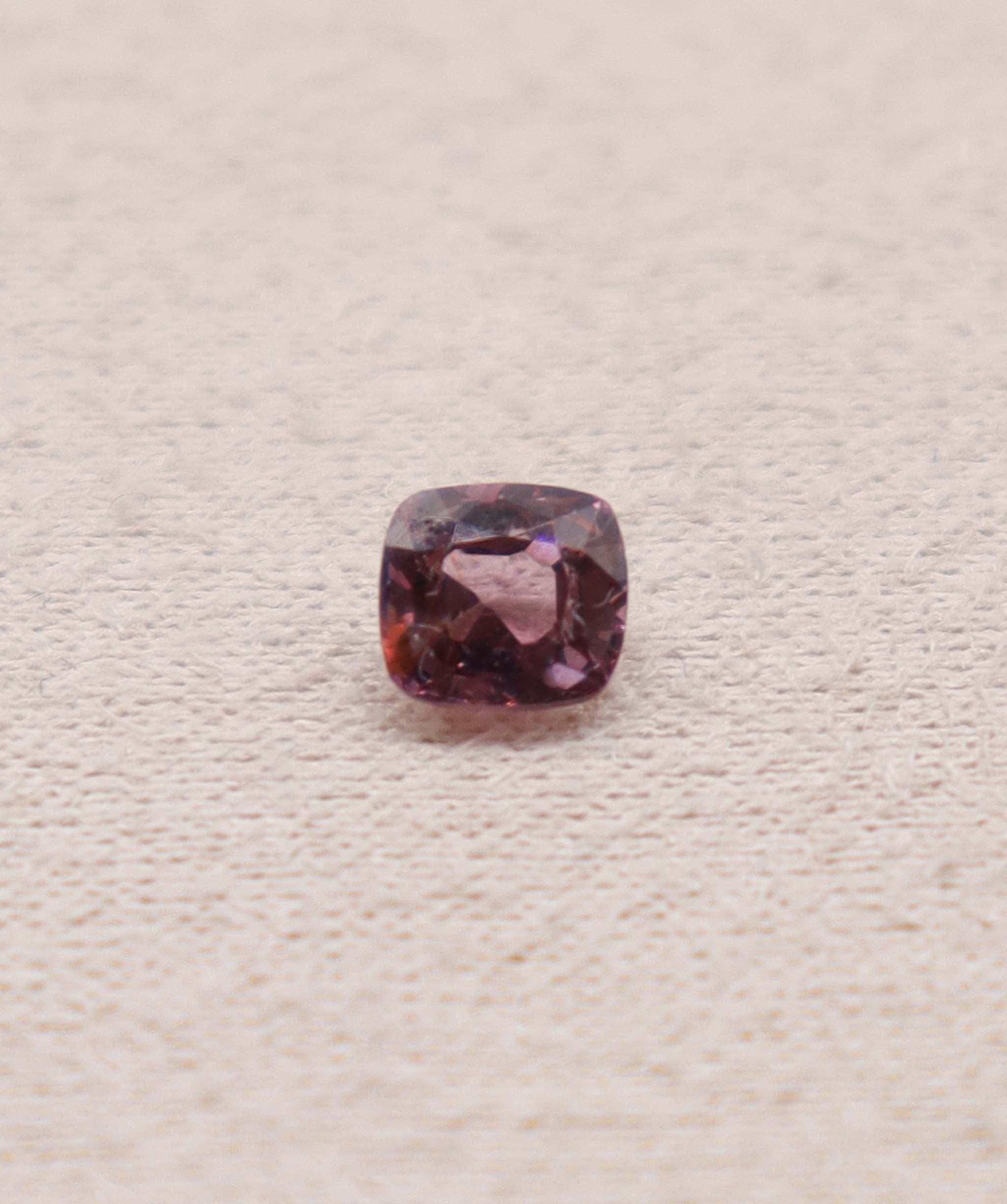 Luxury Promise 0.85ct Pink Cushion Spinel DXBS4937