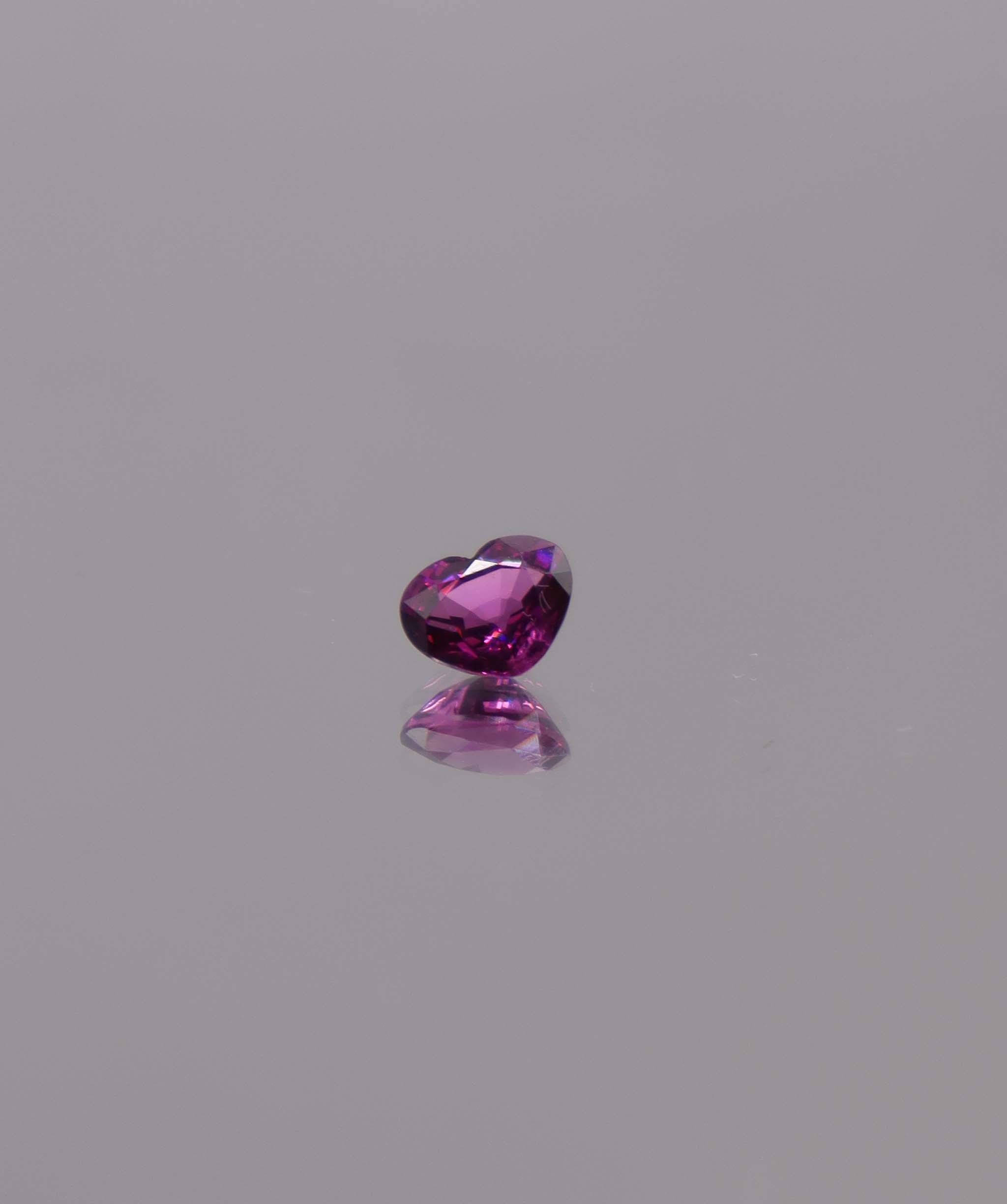 Luxury Promise 0.85ct Purple Rhodolite Garnet Heart DXBS6006