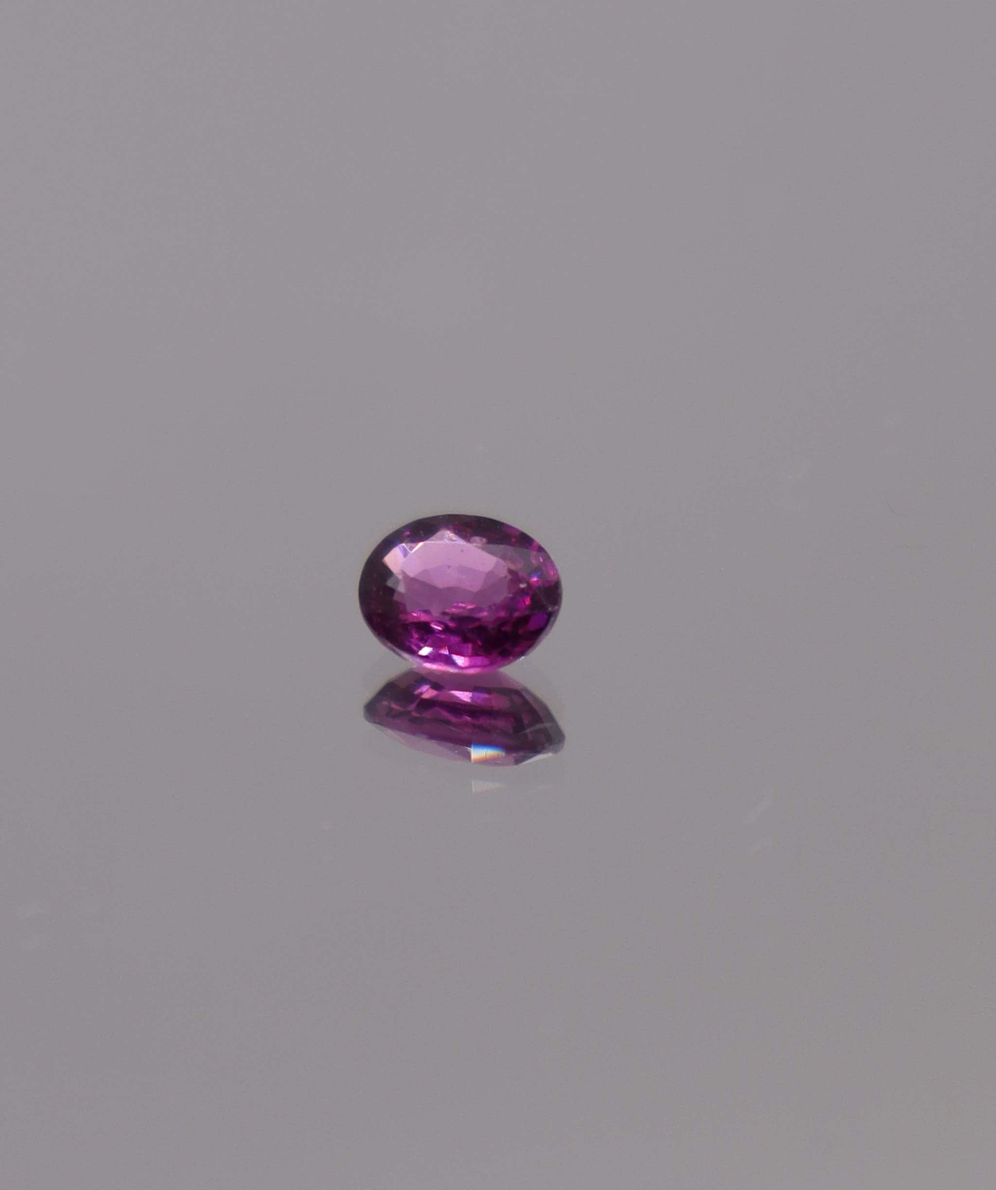Luxury Promise 0.87ct Purple Rhodolite Garnet Oval DXBS6032