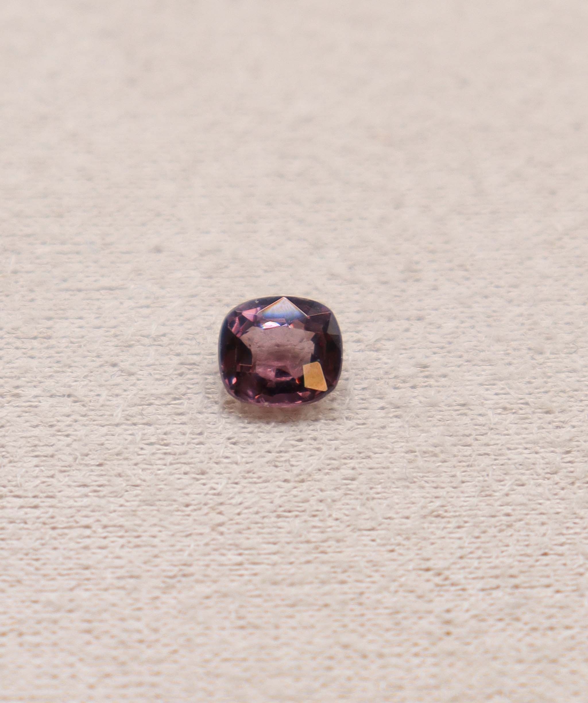 Luxury Promise 0.8ct Pink Elongated Cushion Spinel DXBS5024