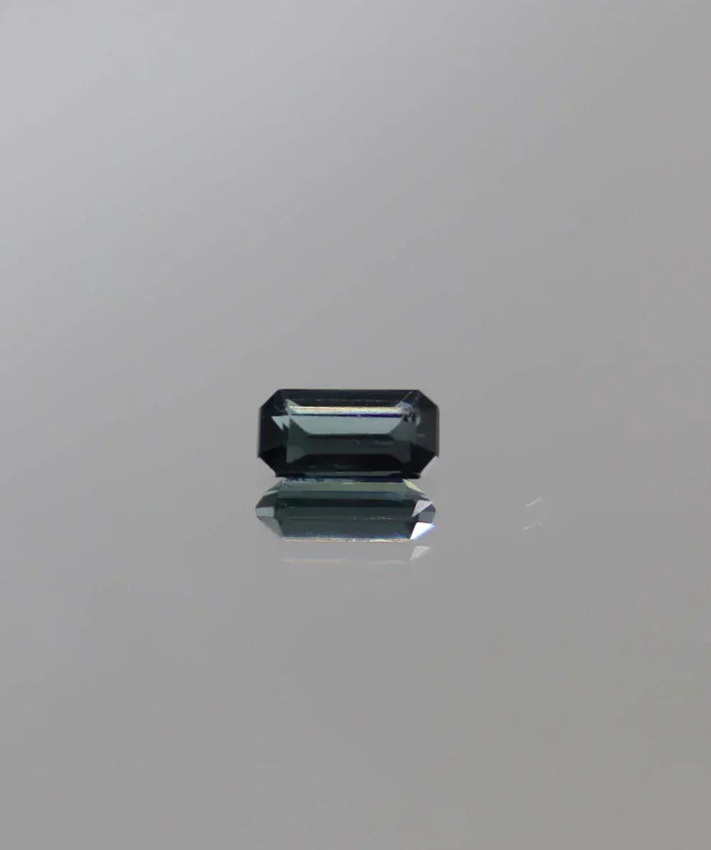 Luxury Promise 0.90ct Blue Spinel Emerald DXBCS3151