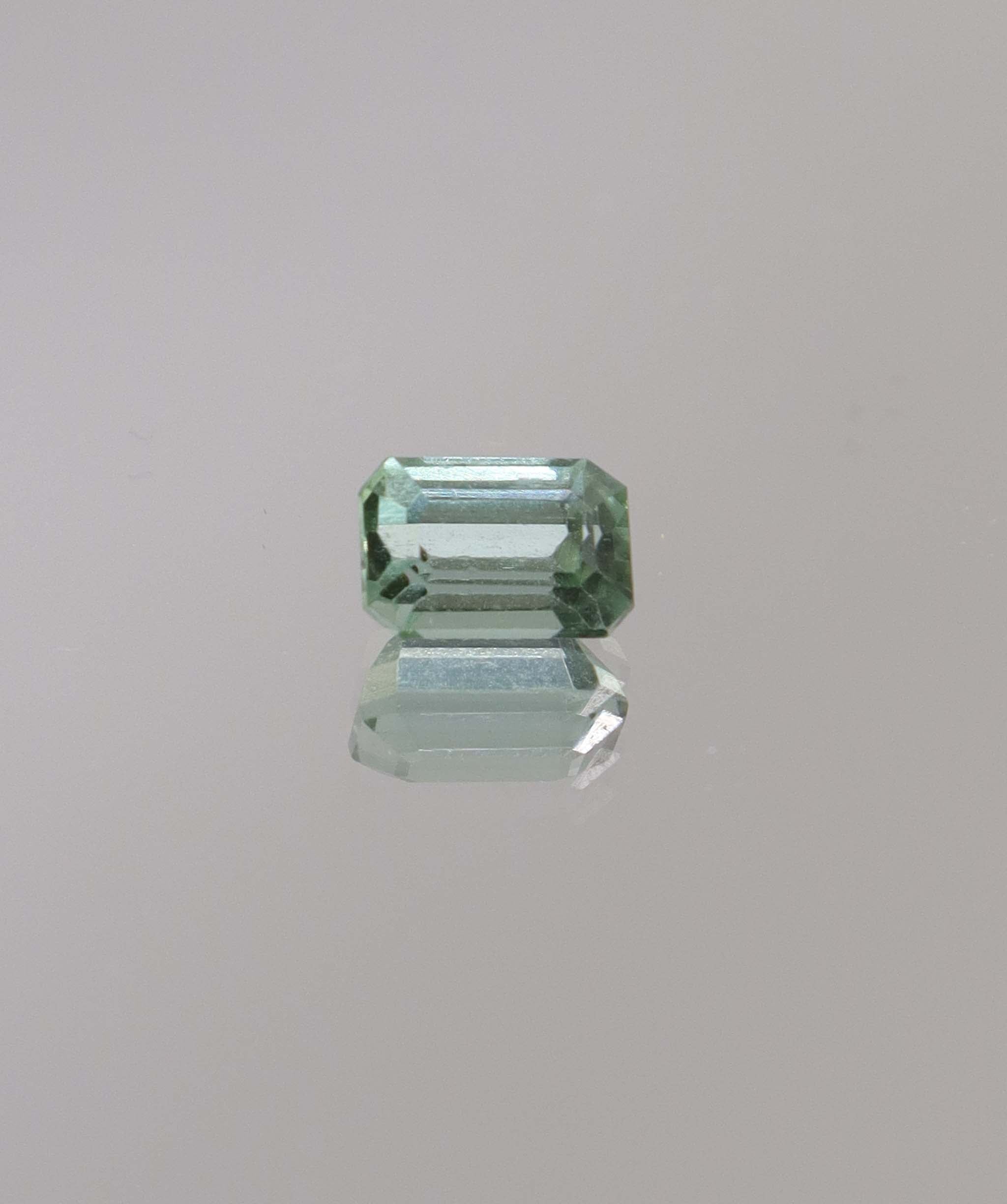 Luxury Promise 0.90ct Lagoon Tourmaline Single DXBCS1052