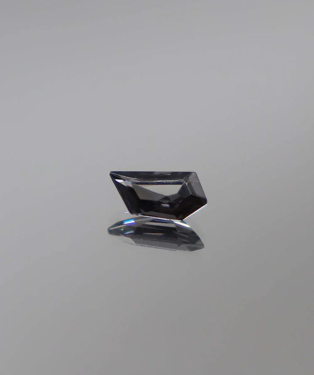 Luxury Promise 0.91ct Gray Spinel Custom cut DXBCS3051