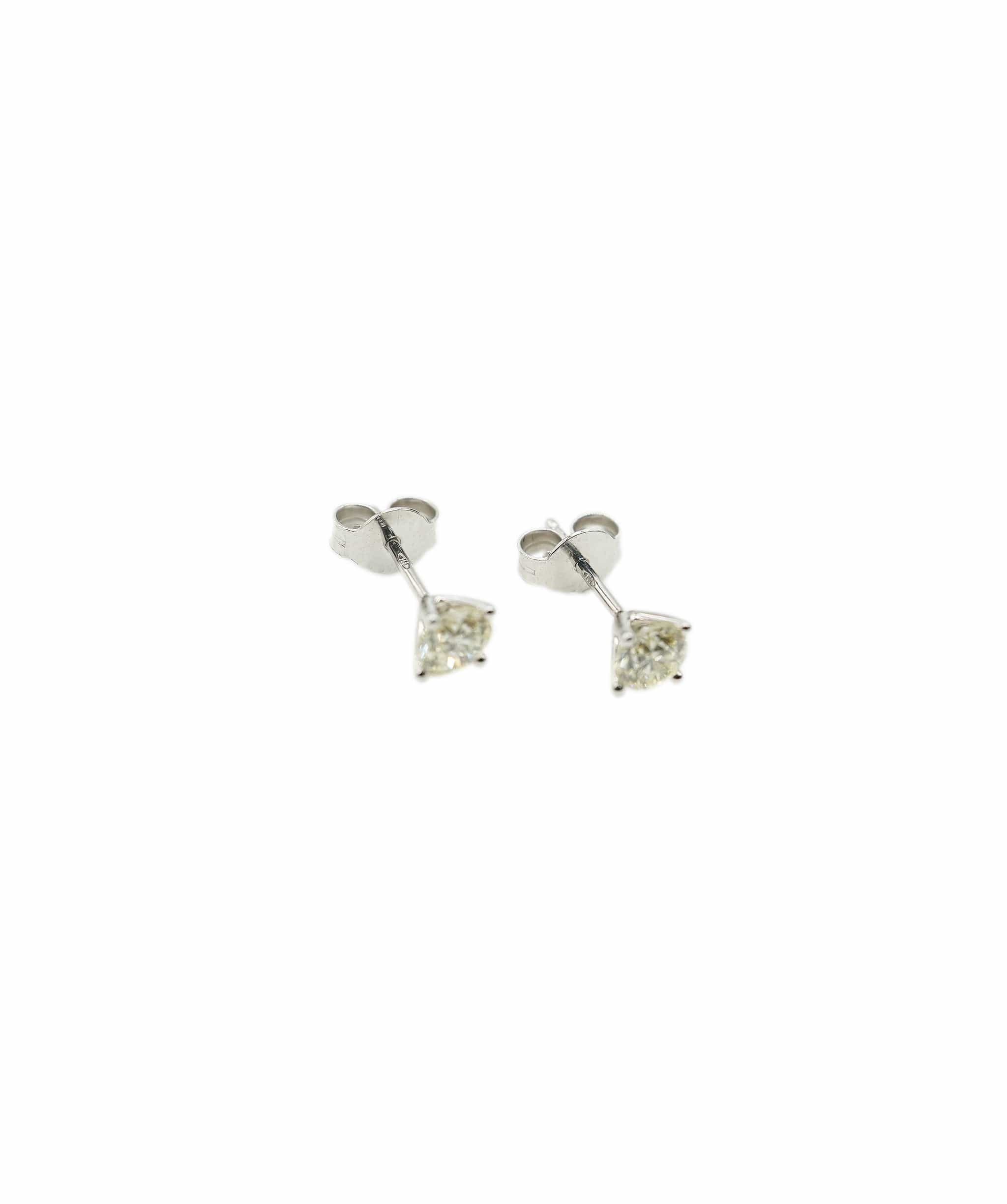 Luxury Promise 0.91ct WG RB earrings DBXN0015