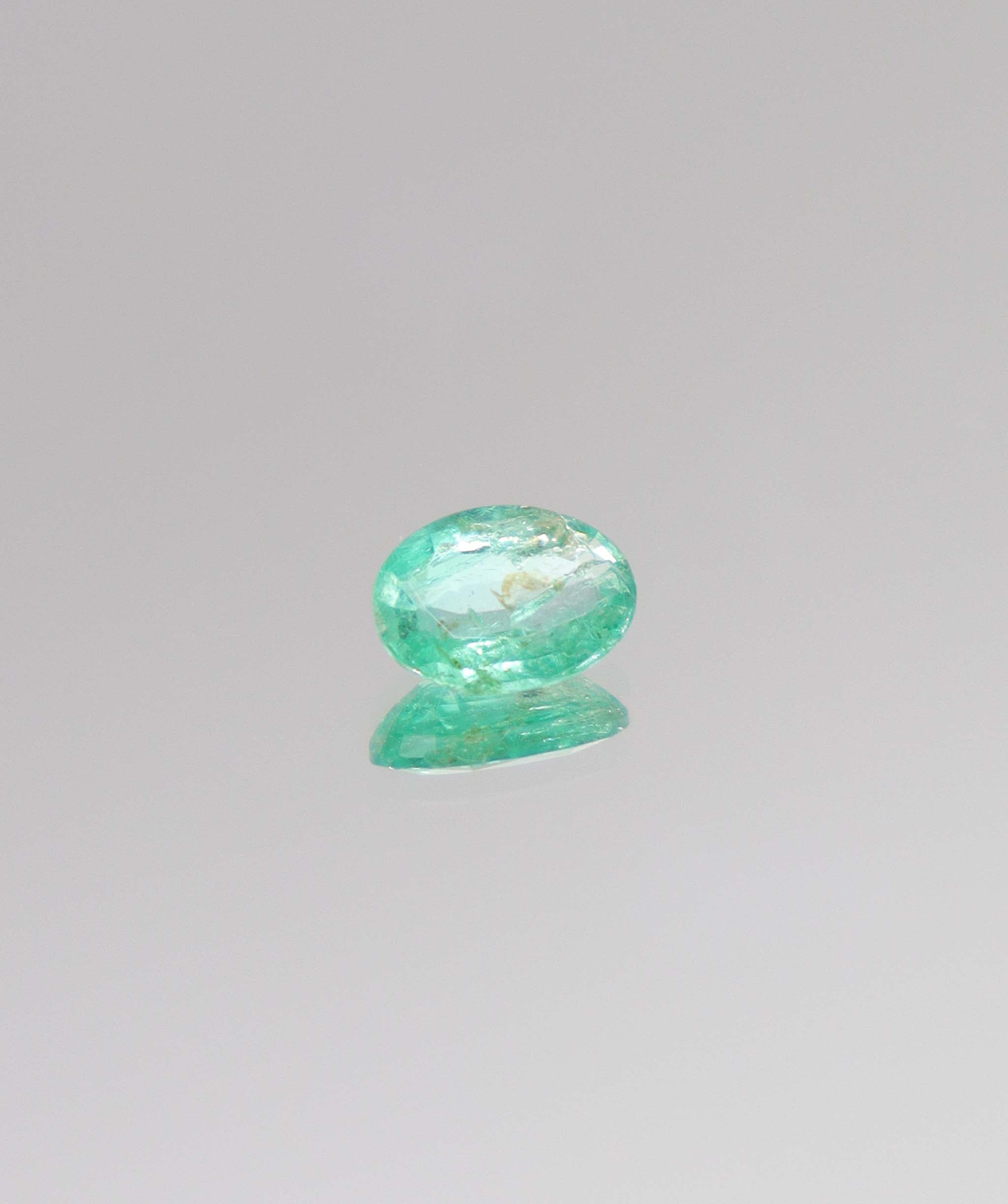 Luxury Promise 0.9ct Columbian Emeralds DXBCS0031