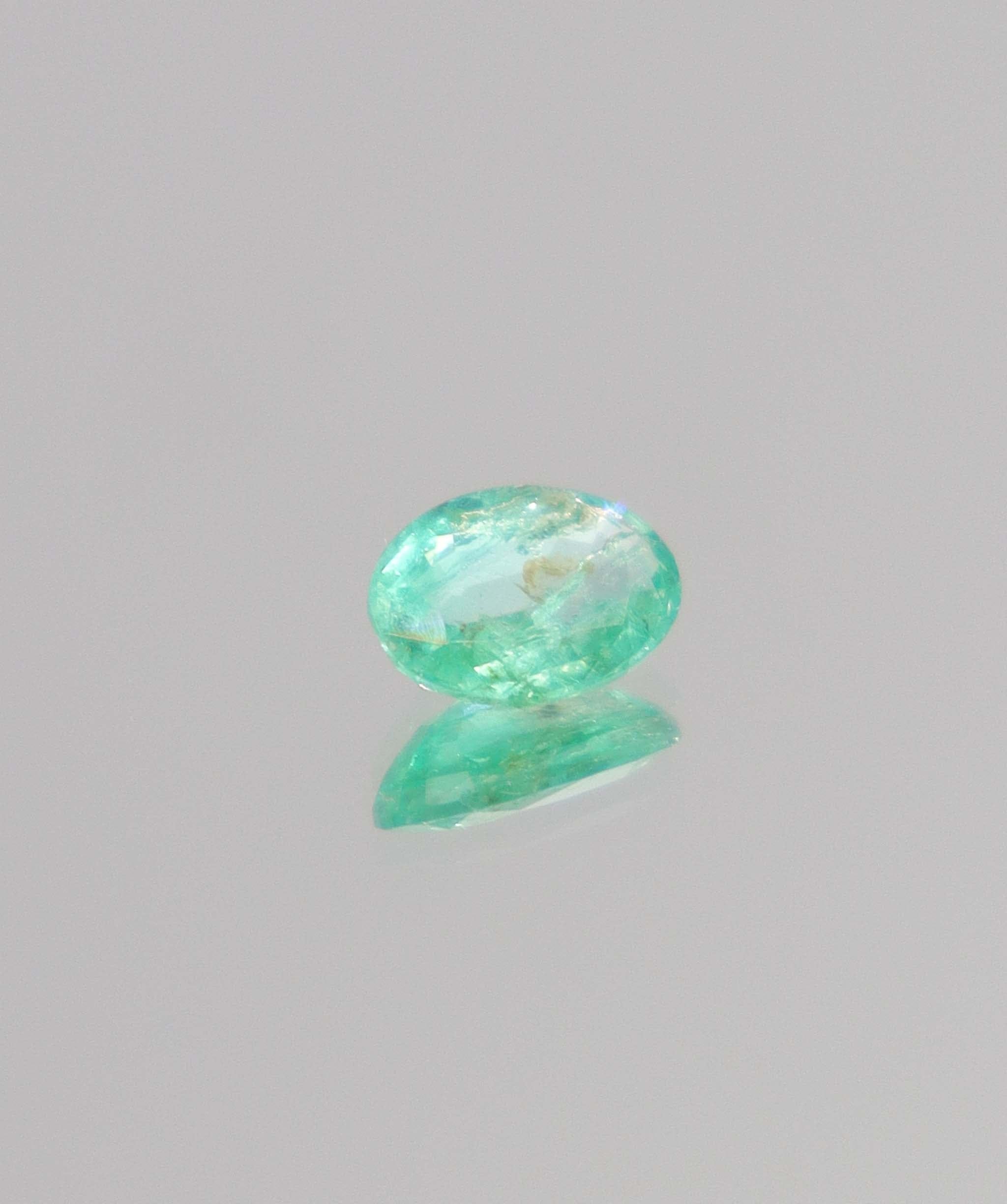 Luxury Promise 0.9ct Columbian Emeralds DXBCS0031