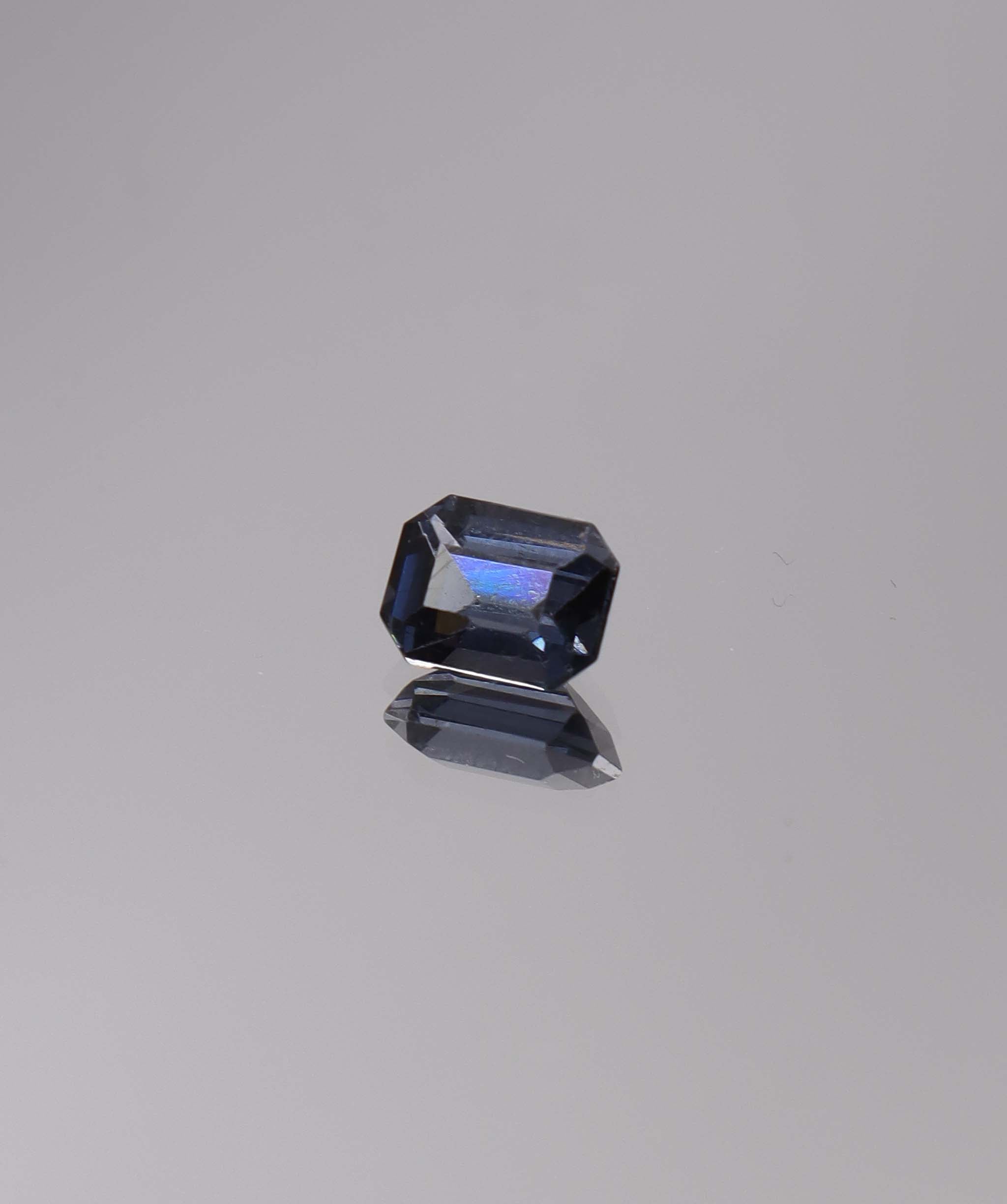 Luxury Promise 1.00ct Lavender / Lilac Spinel Emerald DXBCS1584