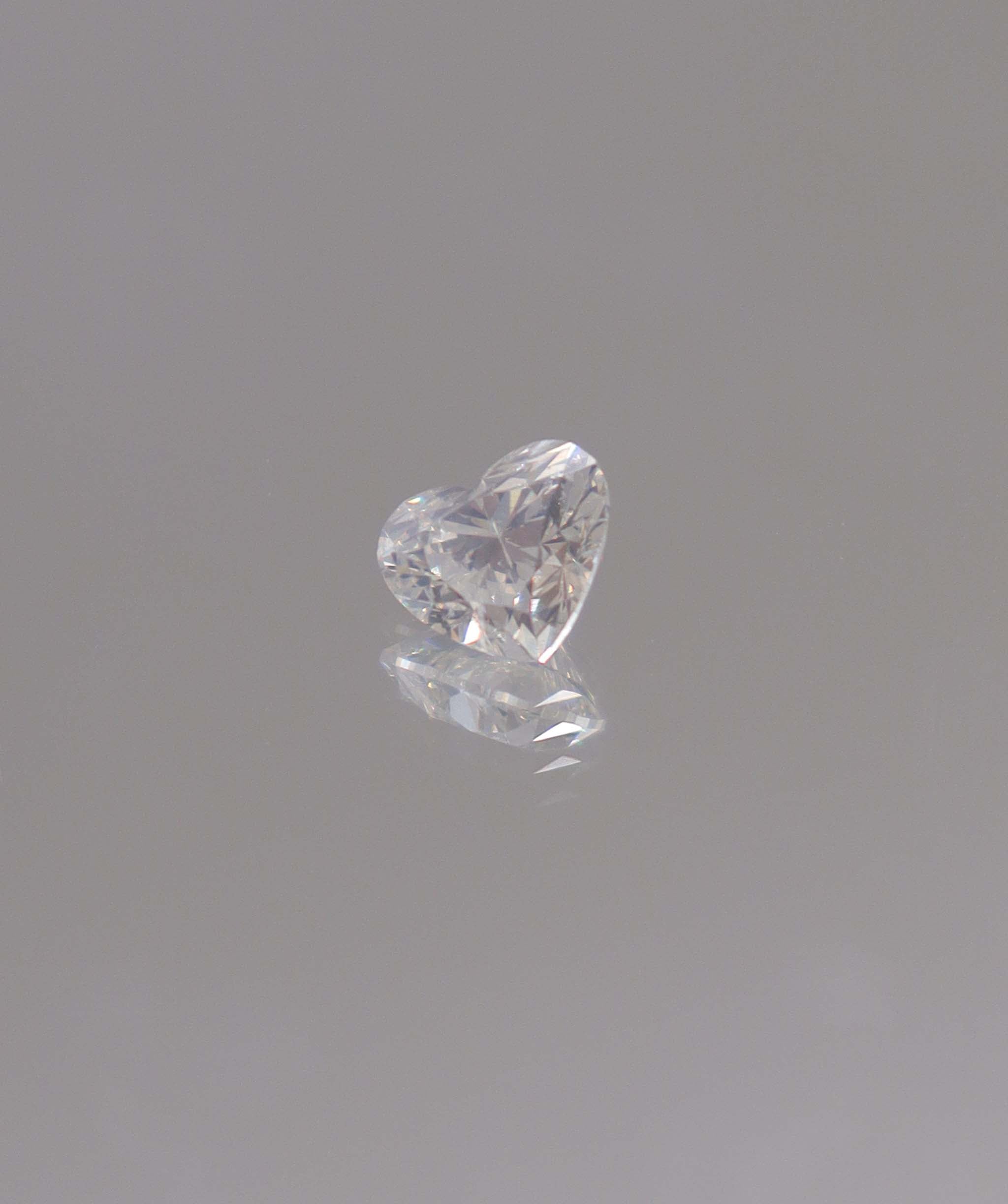 Luxury Promise 1.01CT F COLOR HEARTSHAPE DIAMOND DXBN0499