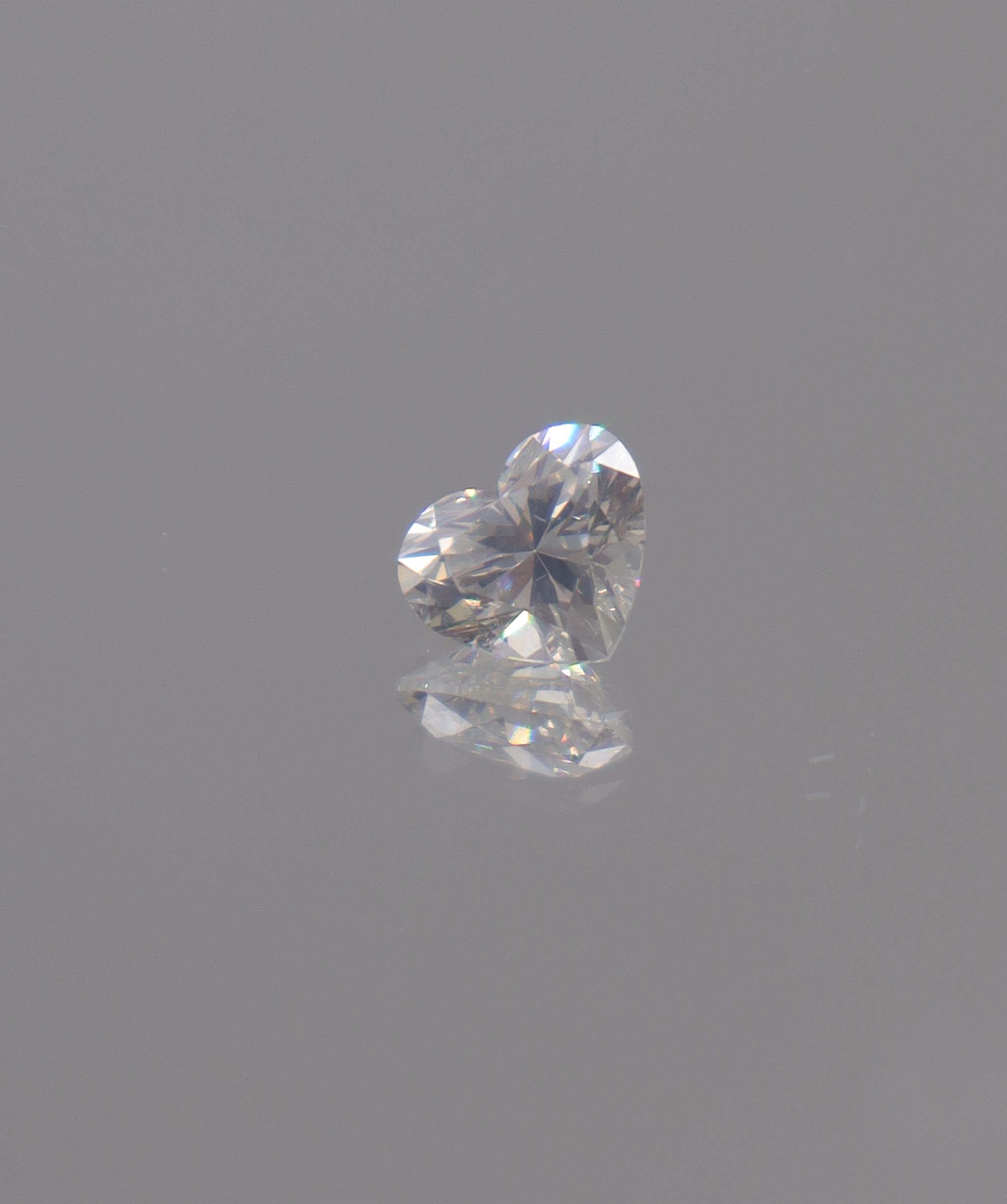 Luxury Promise 1.01CT H SI1 HEARTSHAPE DIAMOND DXBN0502