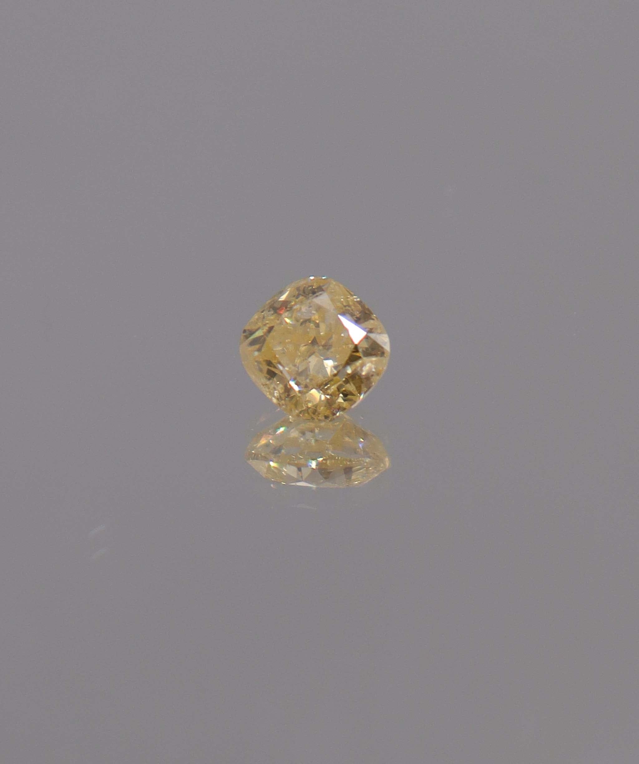 Luxury Promise 1.01CT INTENSE YELLOW CUSH DIAMOND DXBN0496