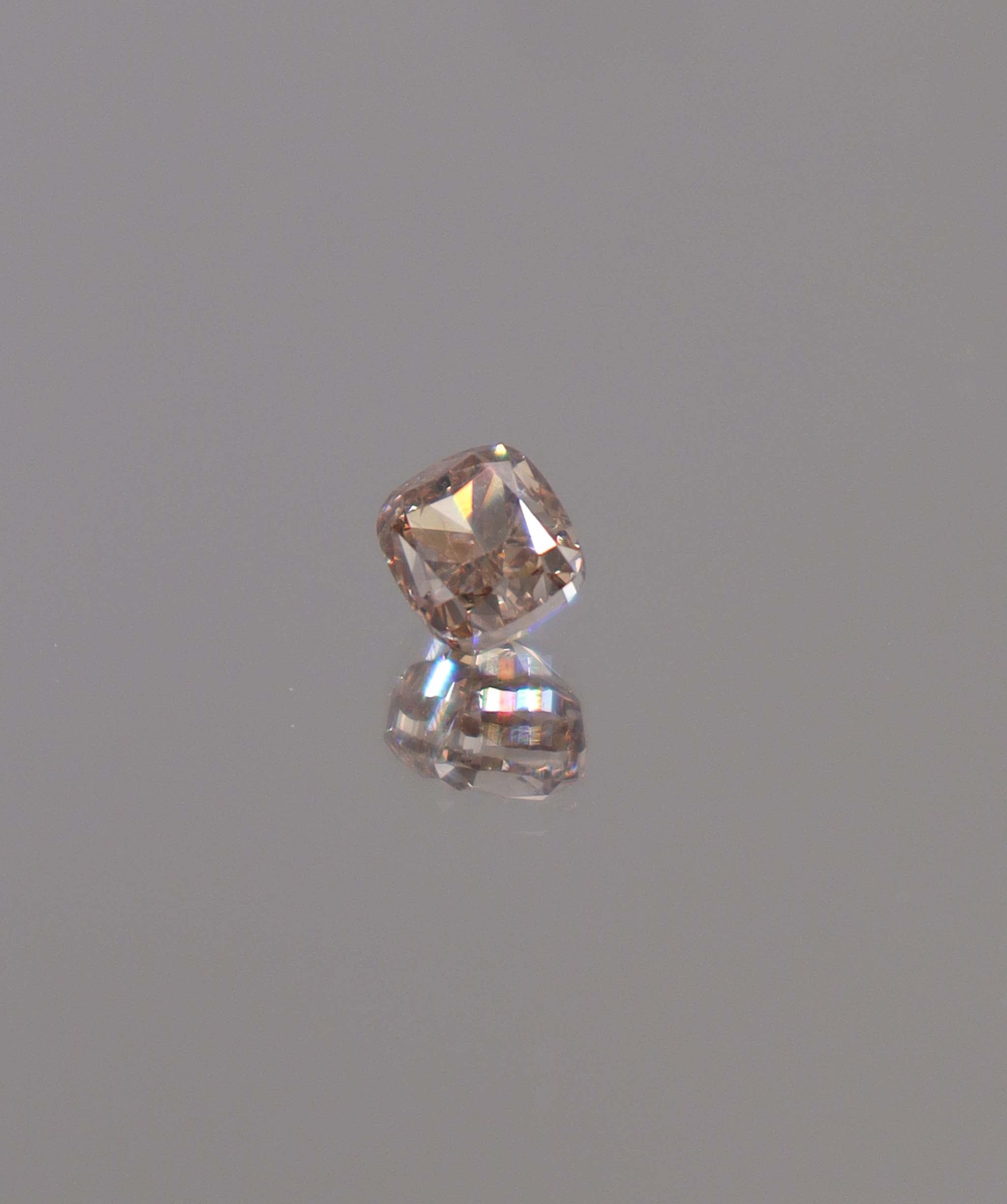 Luxury Promise 1.01CT ROSEGLOW PINK CUSH DIAMOND DXBN0473