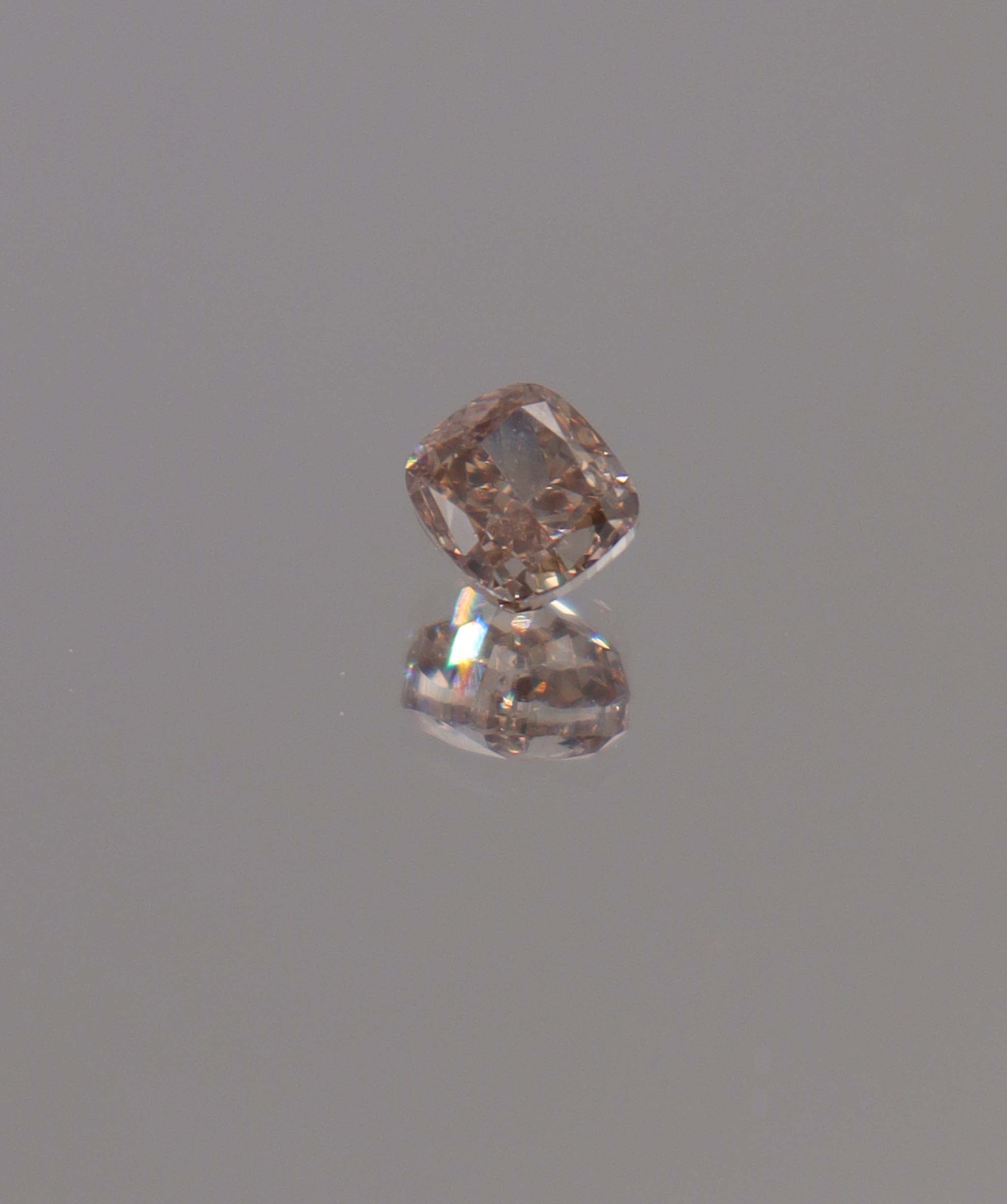 Luxury Promise 1.01CT ROSEGLOW PINK CUSH DIAMOND DXBN0473