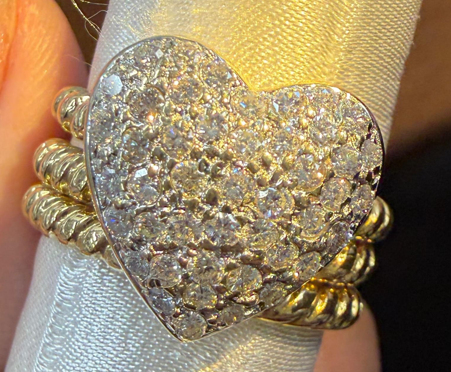 Luxury Promise 1.02ct Heart Diamond 三国 in K18 13.2g / J6129 JJC1144