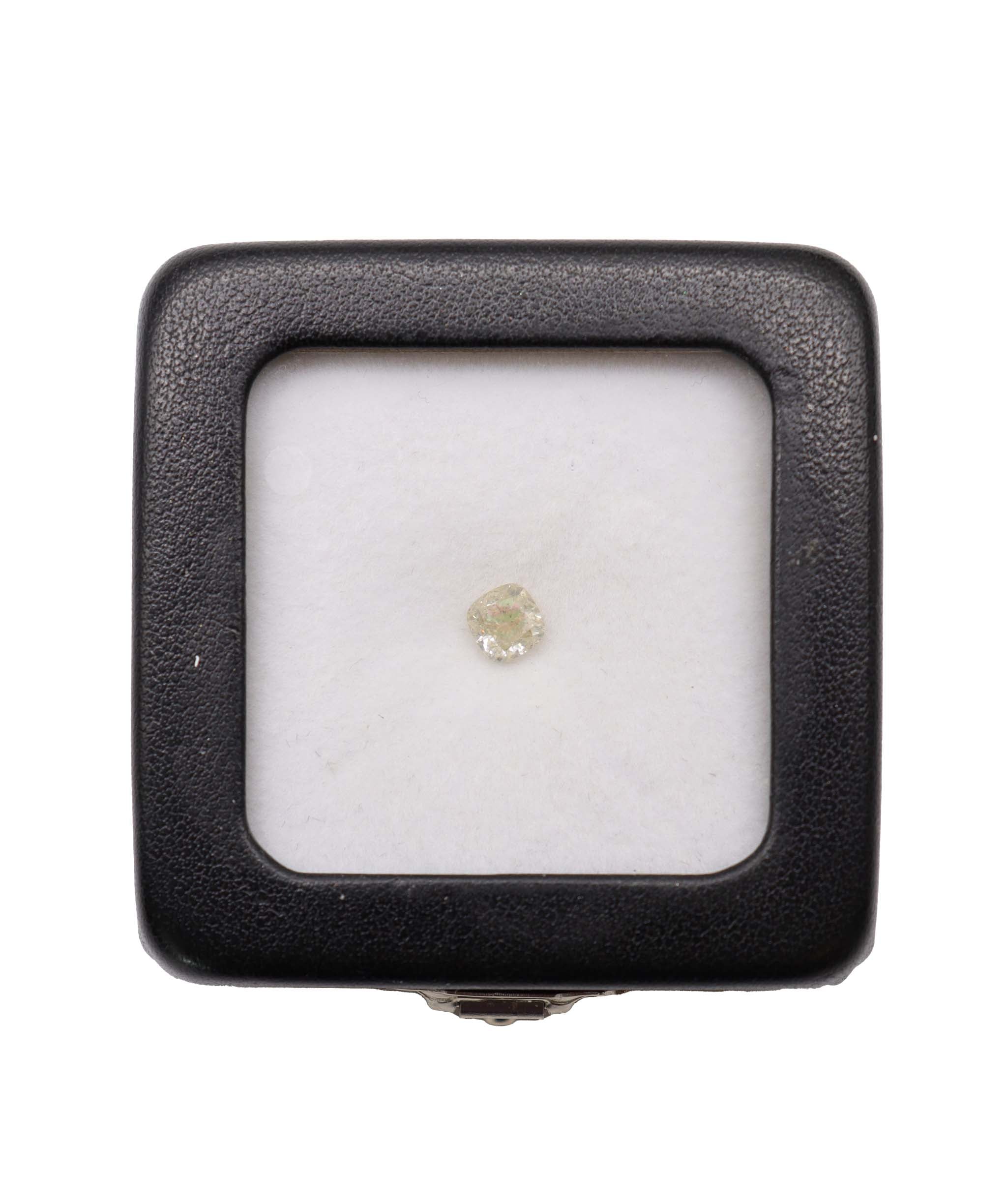 Luxury Promise 1.03CT HAZEL CHAMPAGNE CUSHION DIAMOND 1 PIECE SET DXBN0064