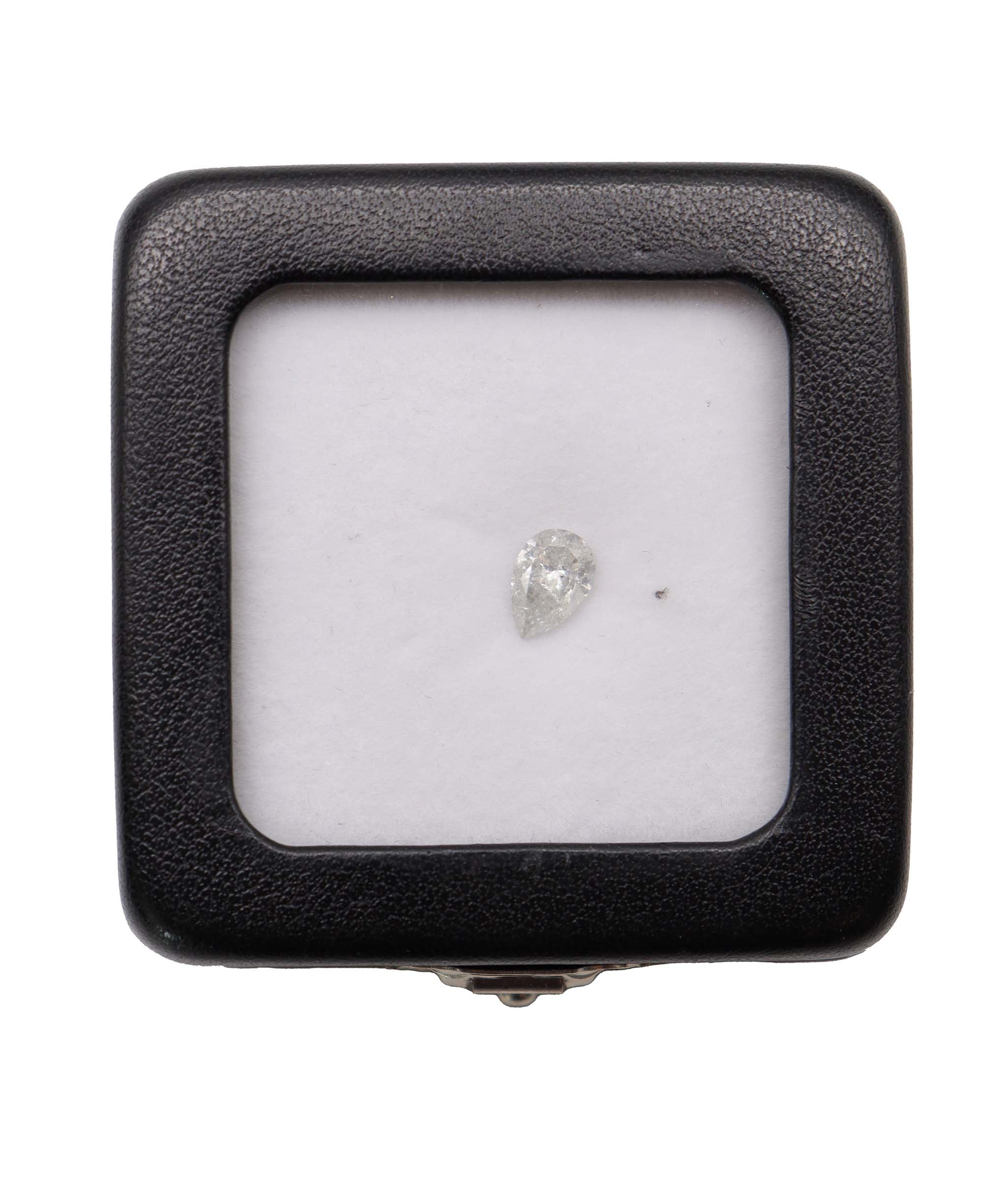 Luxury Promise 1.04CT G EYECLEAN PEAR DIAMOND 1 PIECE SET DXBN0063