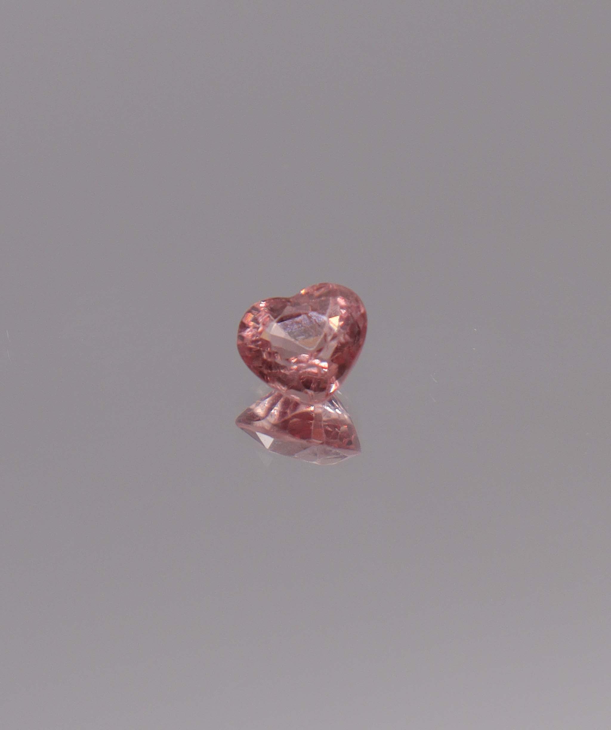 Luxury Promise 1.06ct pink sunset heart spinel DXBCD1106
