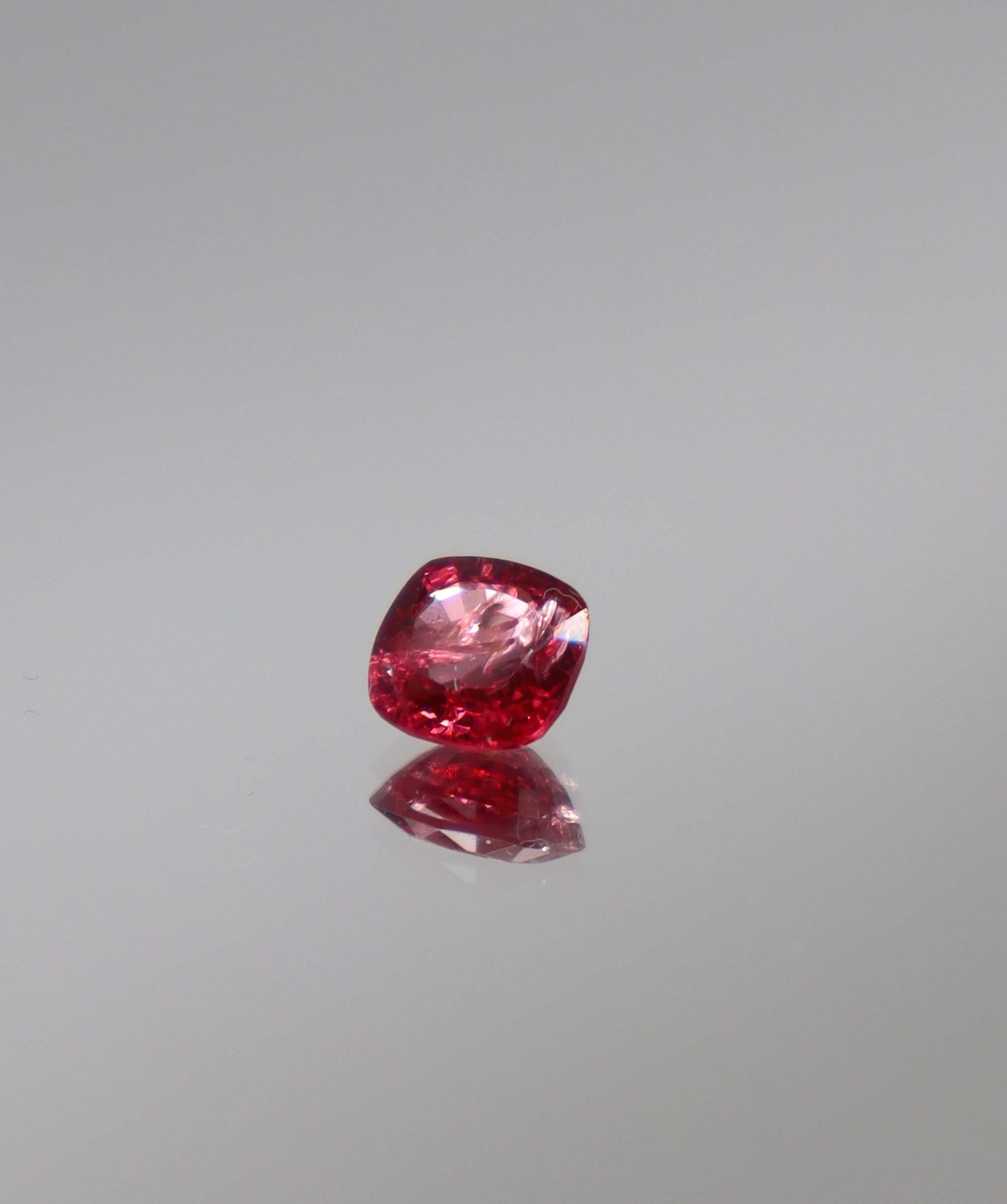 Luxury Promise 1.06ct Red Orange Spinel Cushion DXBCD1311