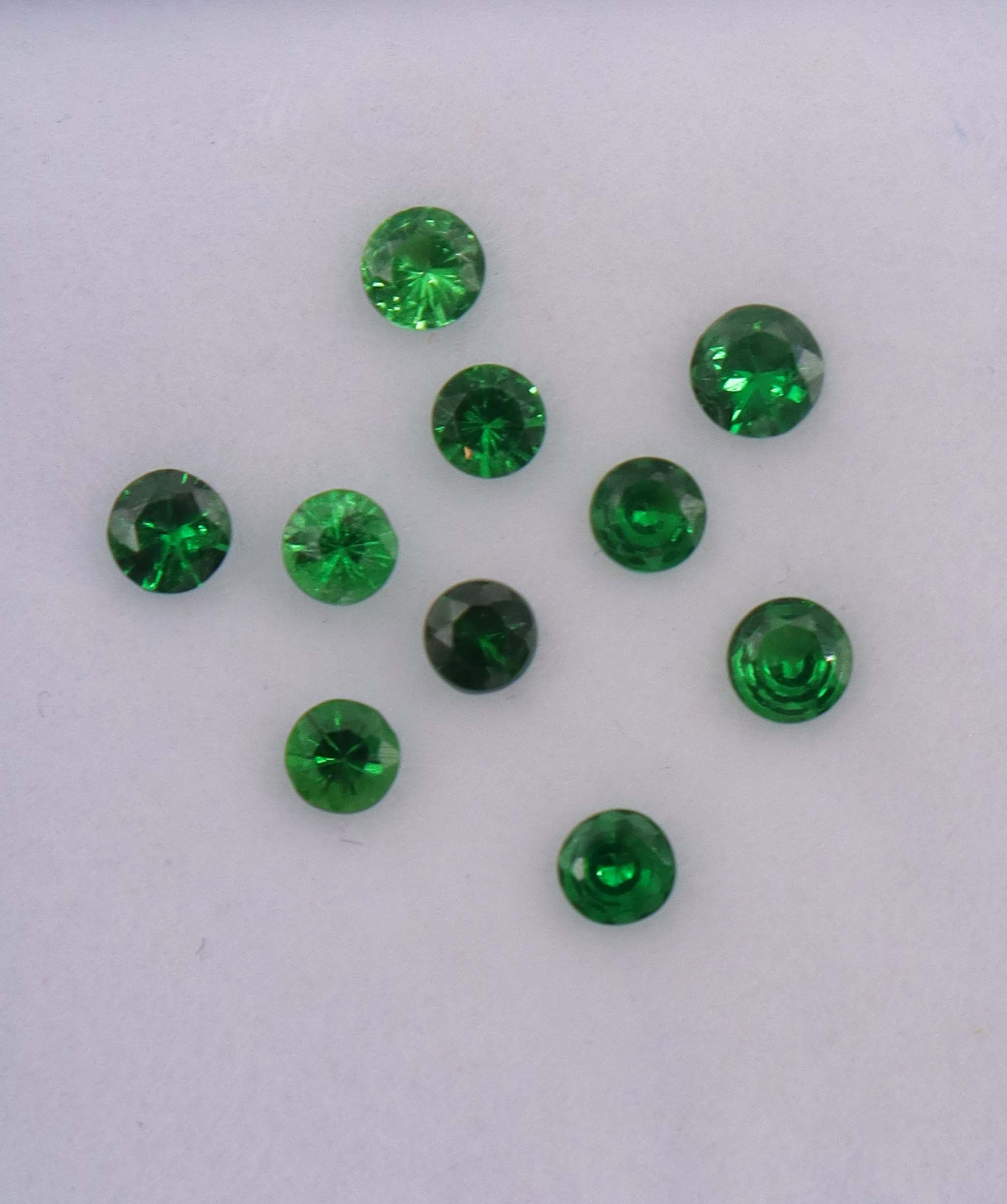 Luxury Promise 1.09ct Tsavorite Round 10pcs DXBCS1323