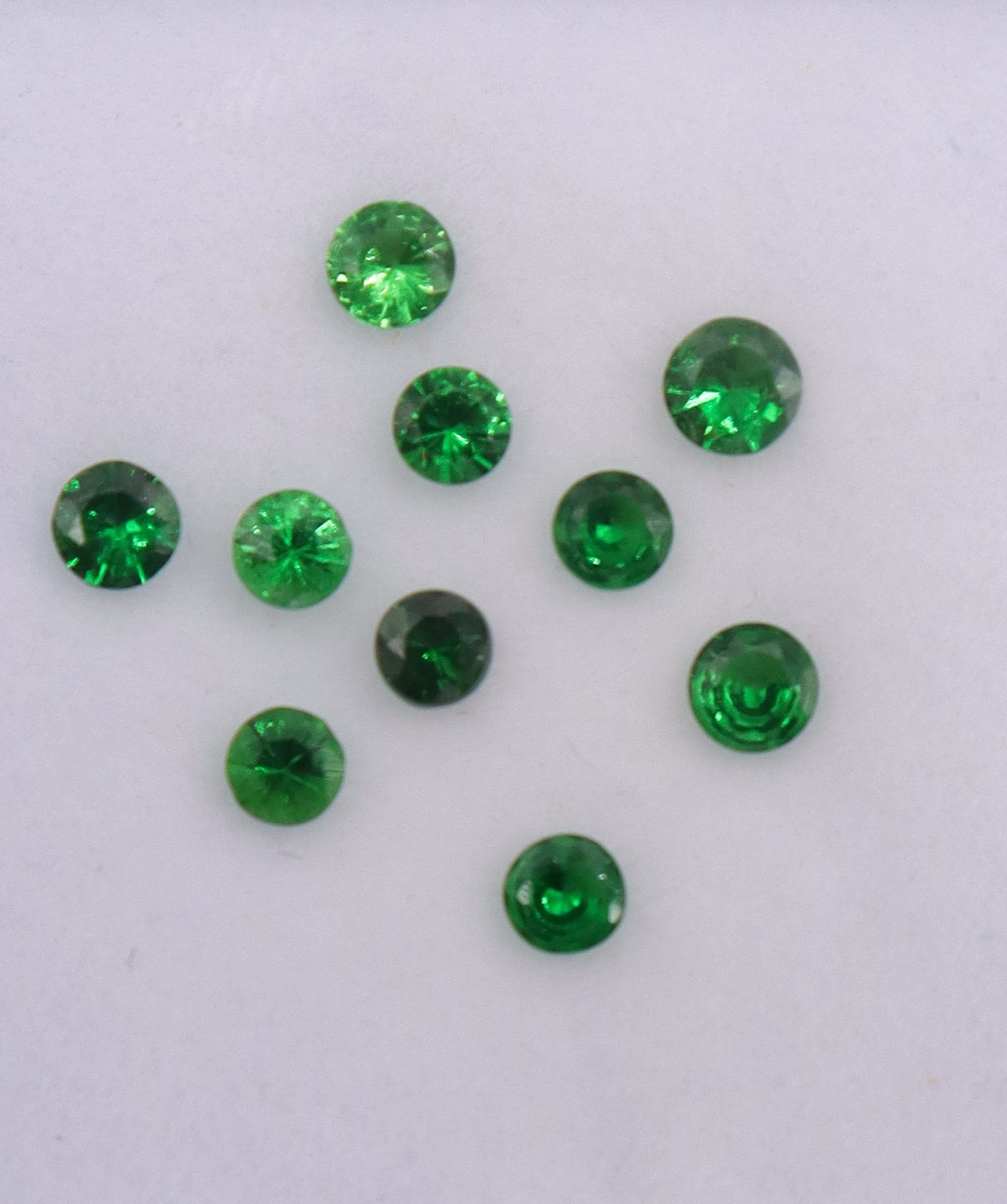Luxury Promise 1.09ct Tsavorite Round 10pcs DXBCS1323
