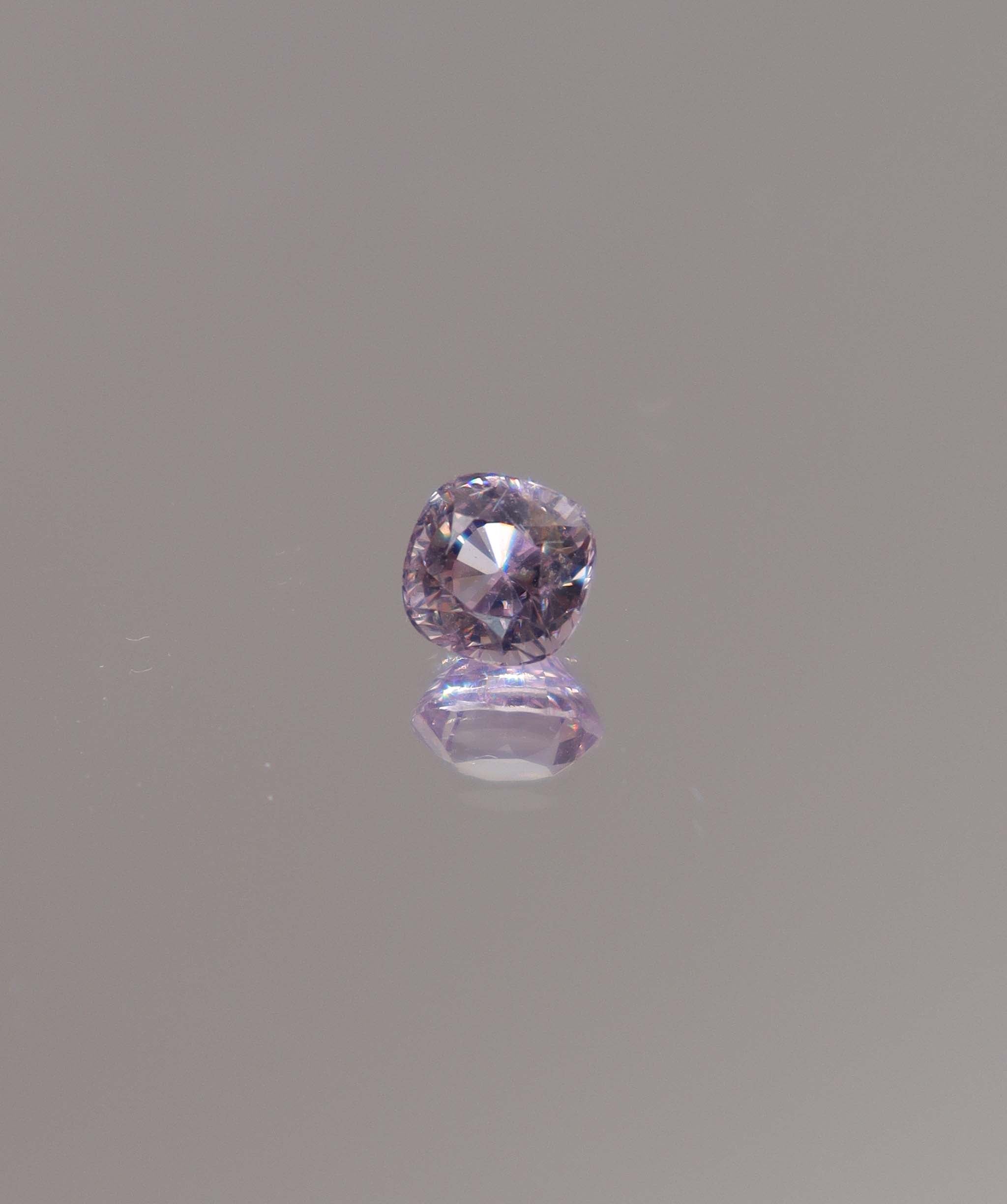 Luxury Promise 1.15cts pastel purple spinel DXBS4649