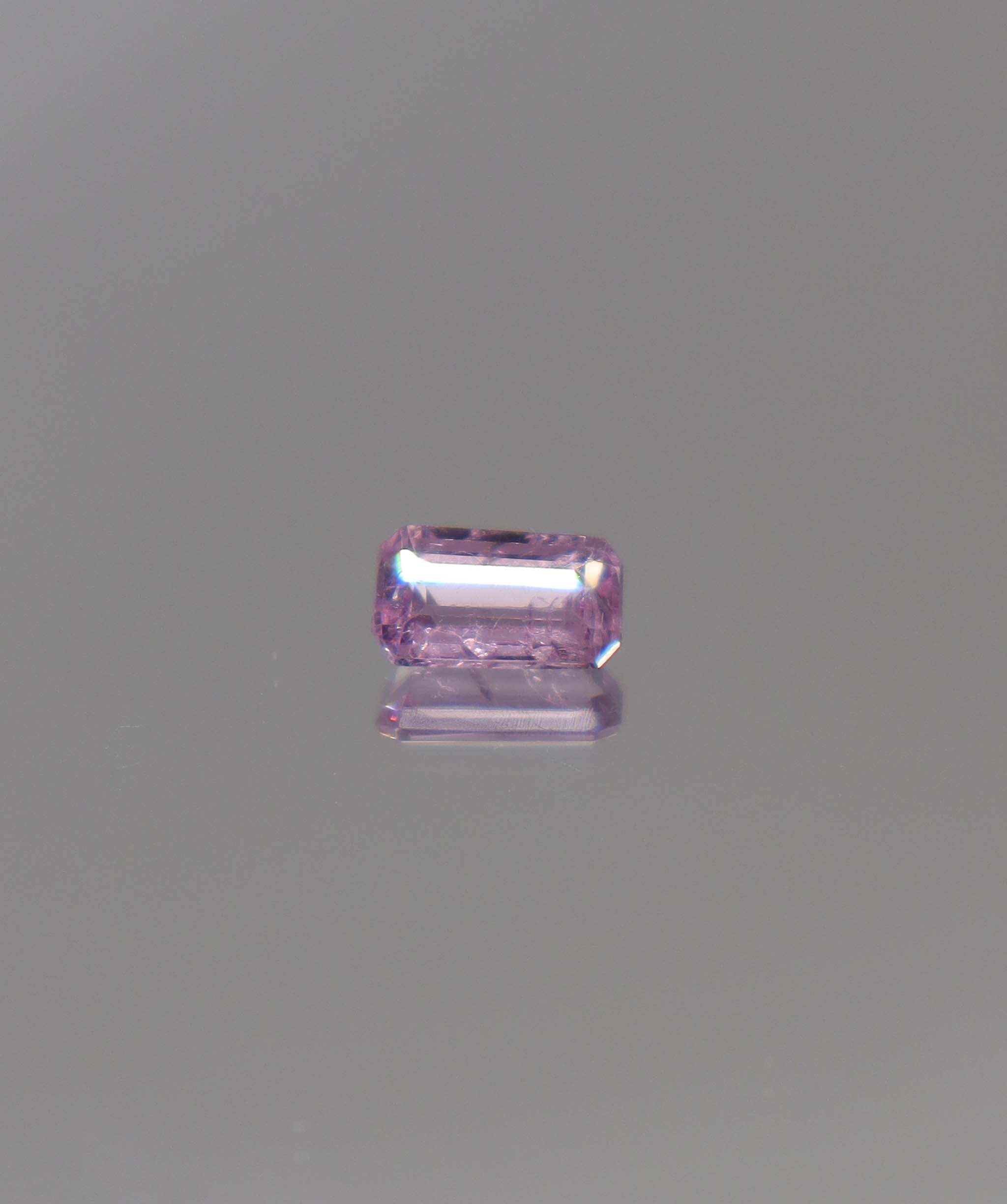 Luxury Promise 1.17ct Light Purple Spinel Emerald DXBCD1283