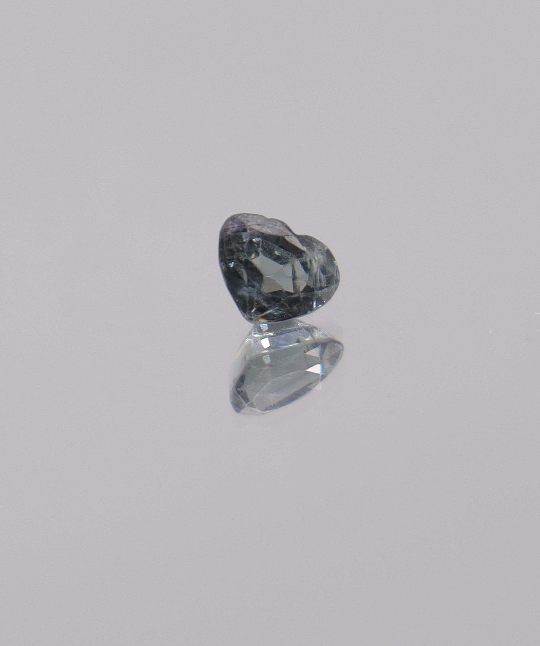 Luxury Promise 1.18ct blue heart spinel DXBCS2941