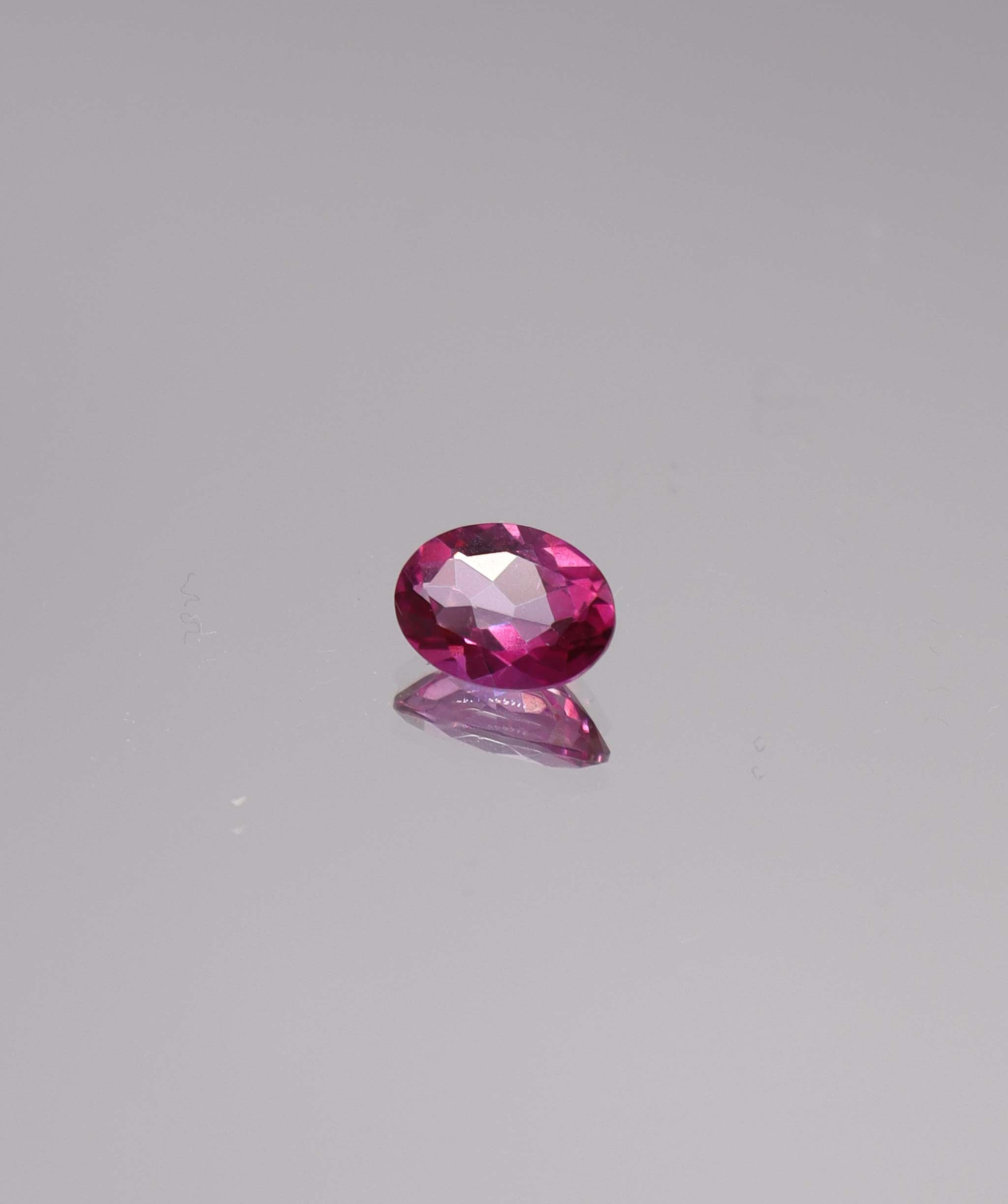 Luxury Promise 1.21ct Oval Cut Pink Topaz DXBS6150