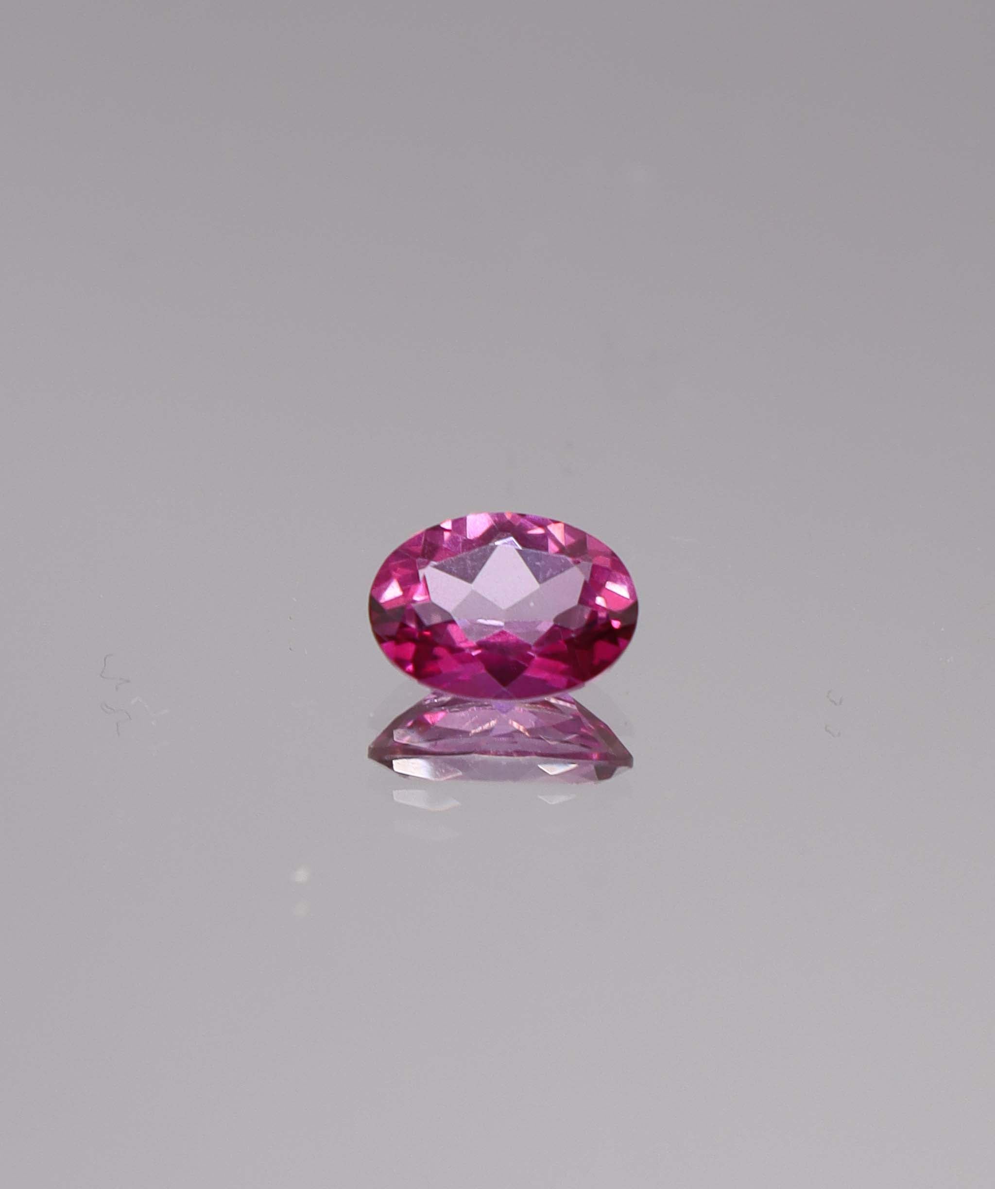 Luxury Promise 1.21ct Oval Cut Pink Topaz DXBS6150