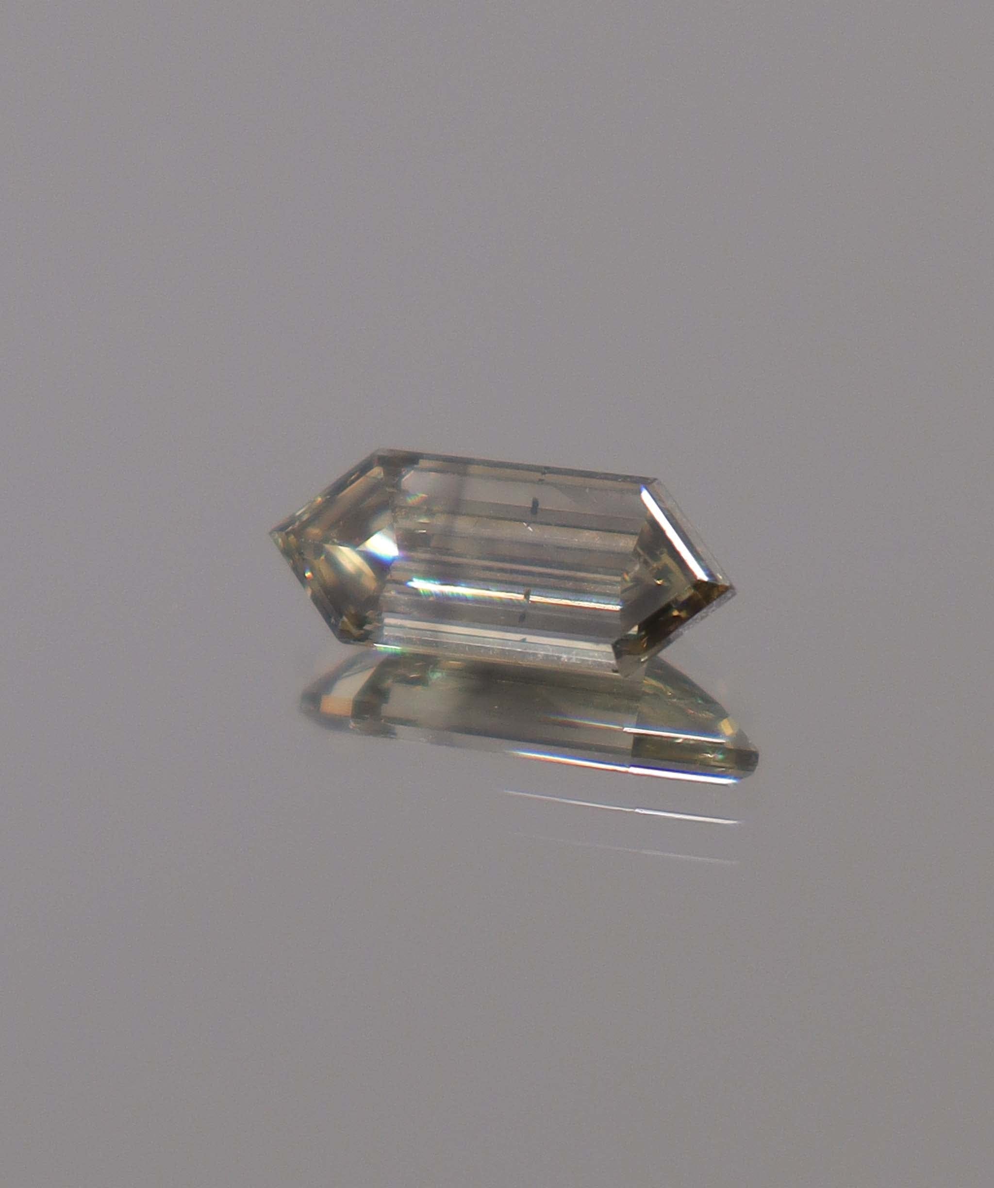 Luxury Promise 1.25CT GREYISH GREEN-CHAMELEON SIX SIDED EMERALD CUT DIAMOND DXBN0485