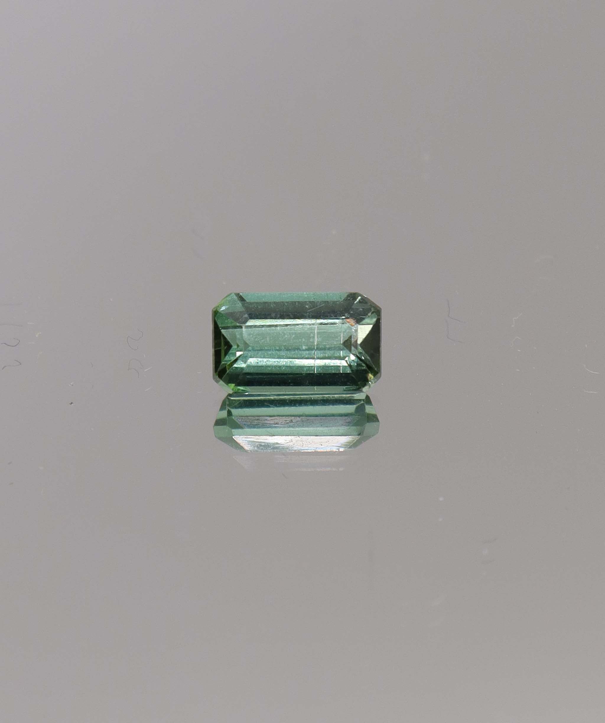 Luxury Promise 1.25ct Lagoon Tourmaline Single DXBCS1019