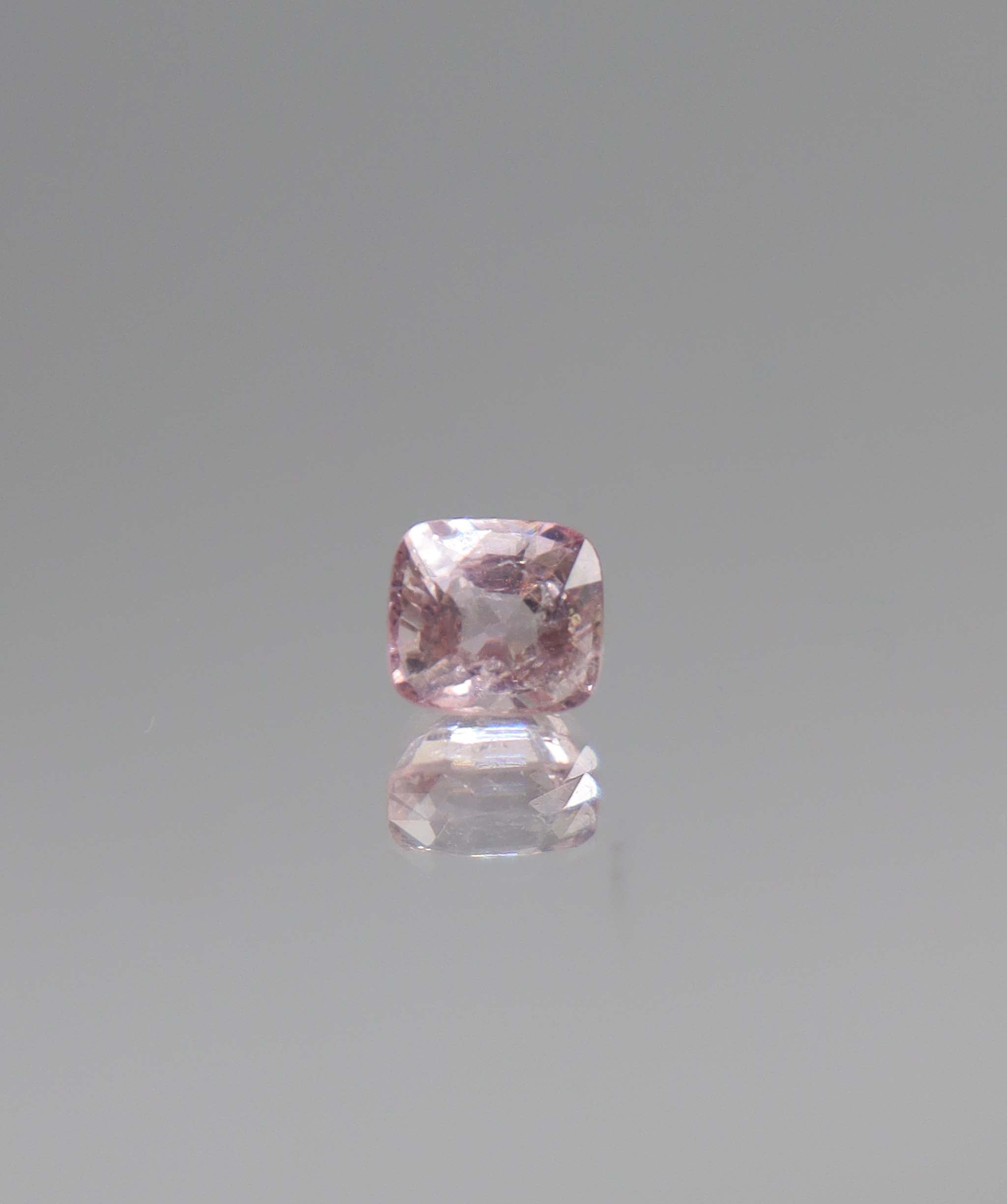 Luxury Promise 1.25ct Light Pink Spinel Cushion DXBCD1310